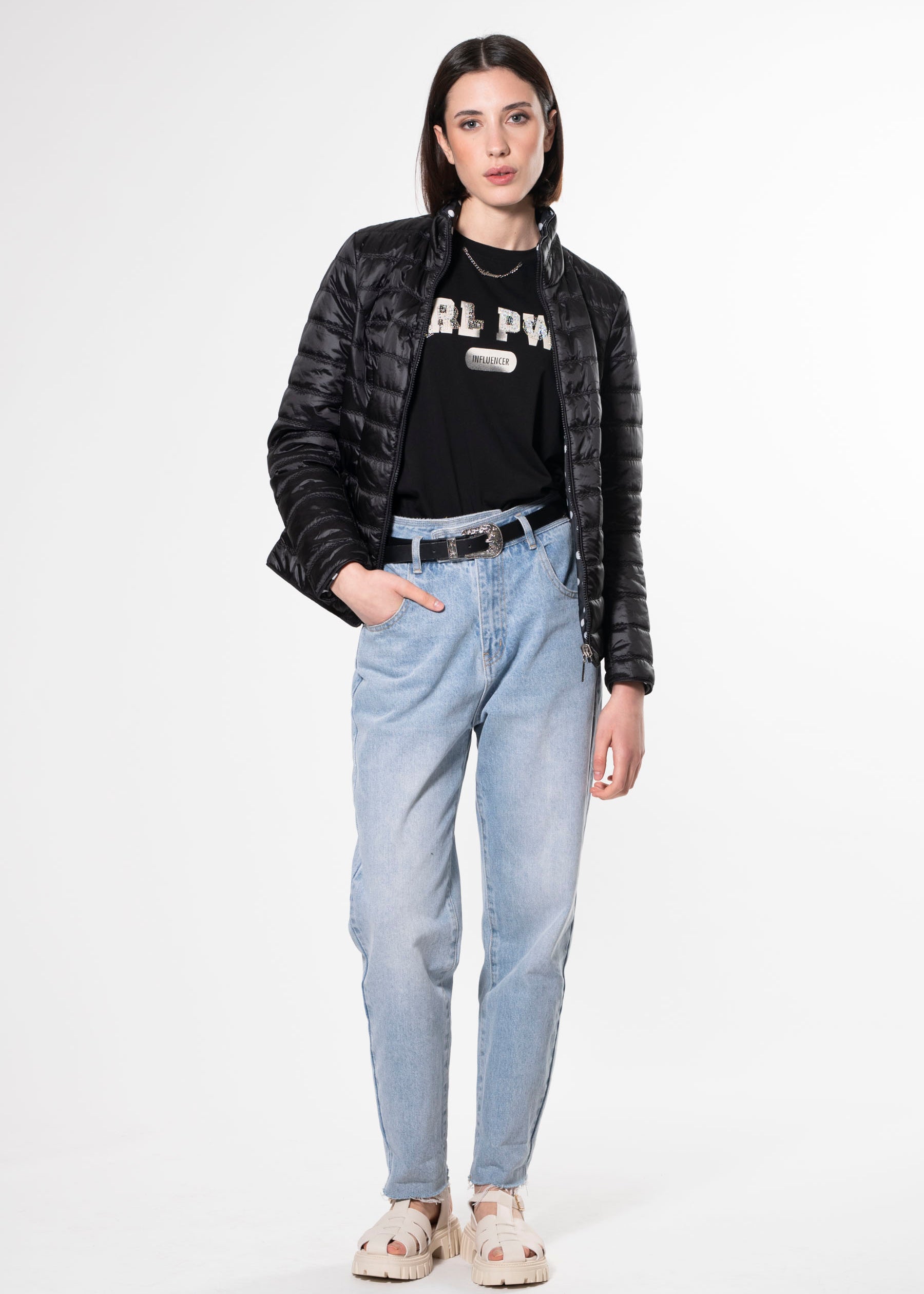 01N9507BLACK_1.jpg