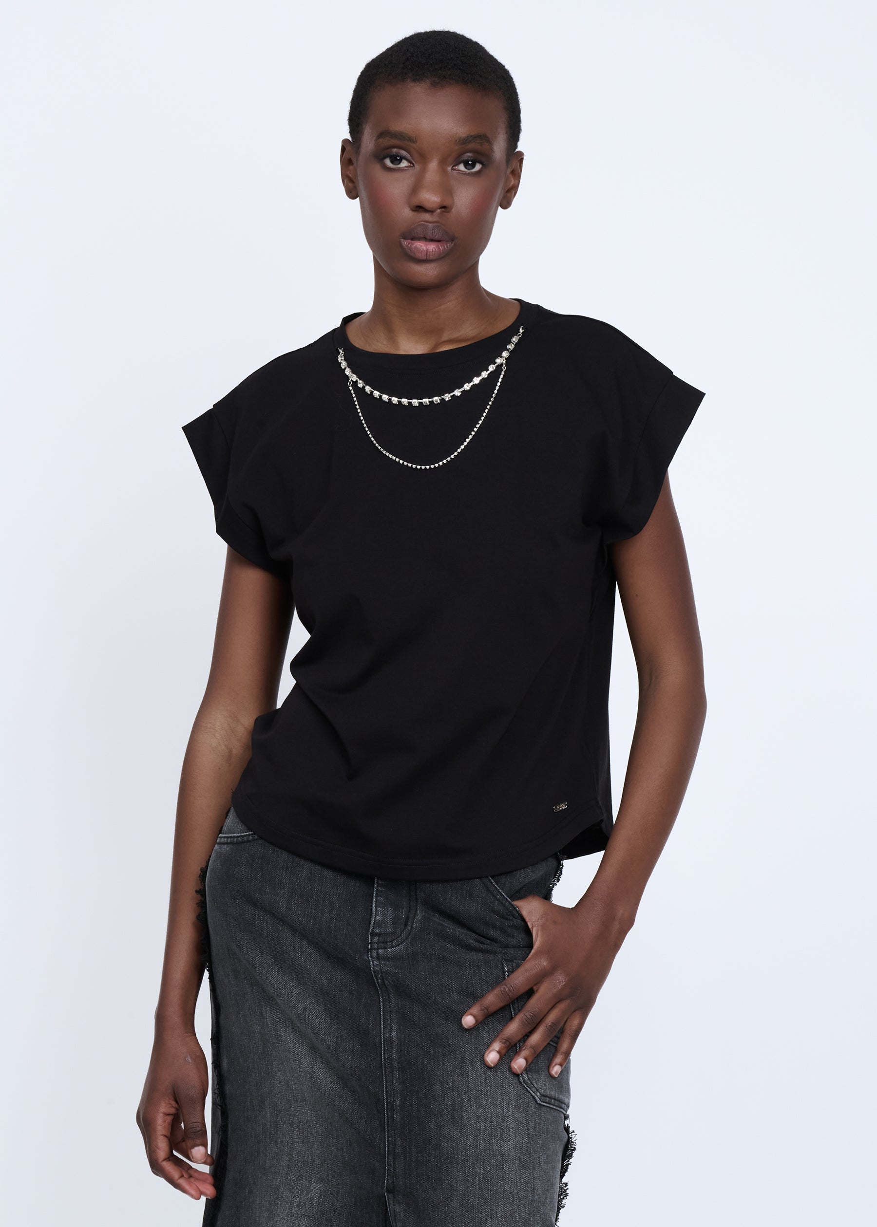 03AB179BLACK_2.jpg
