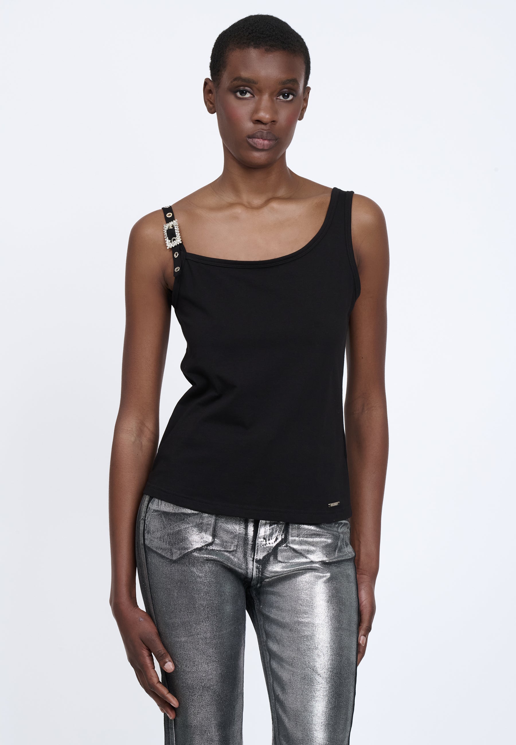 TOP 03AB182