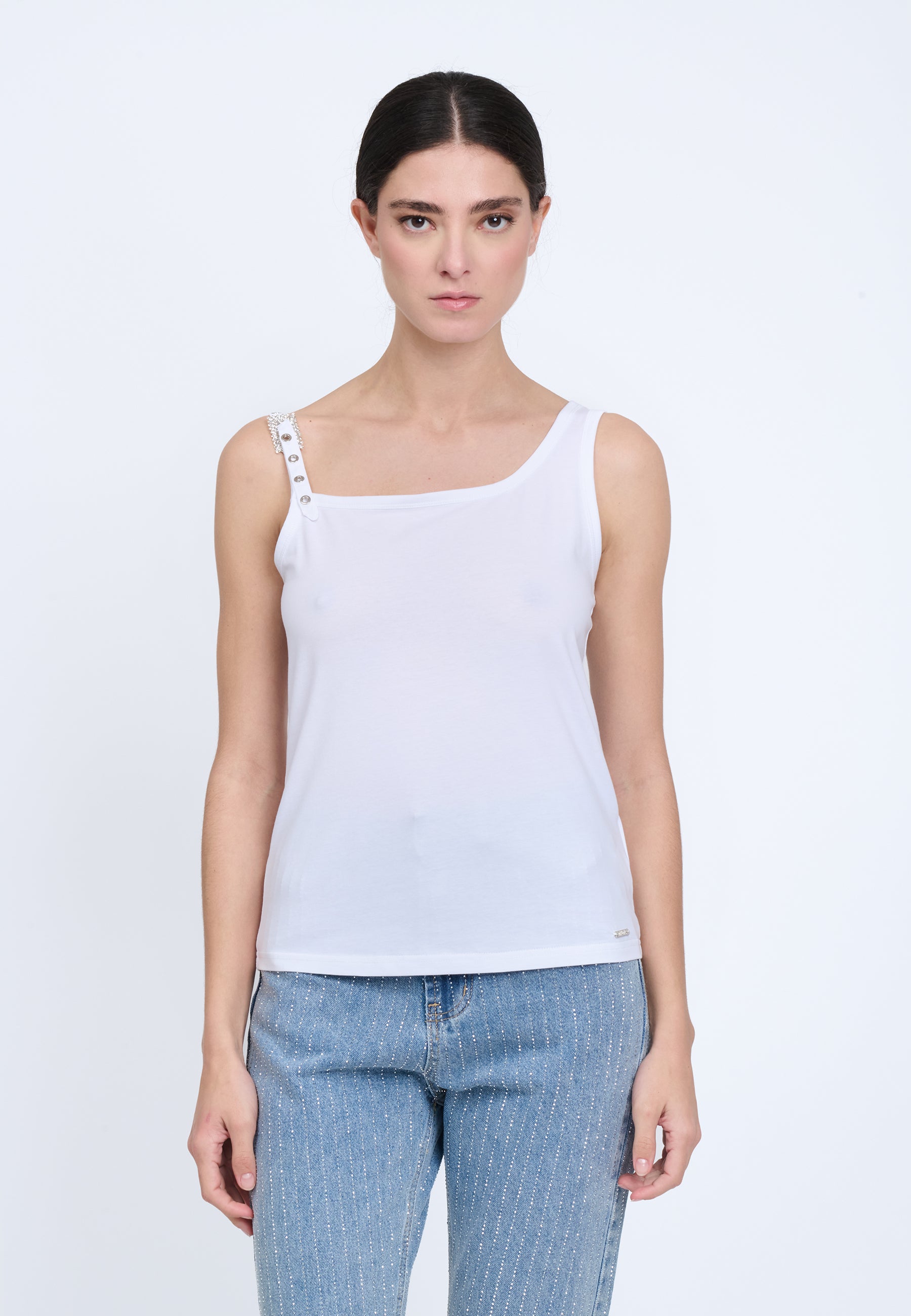 TOP 03AB182