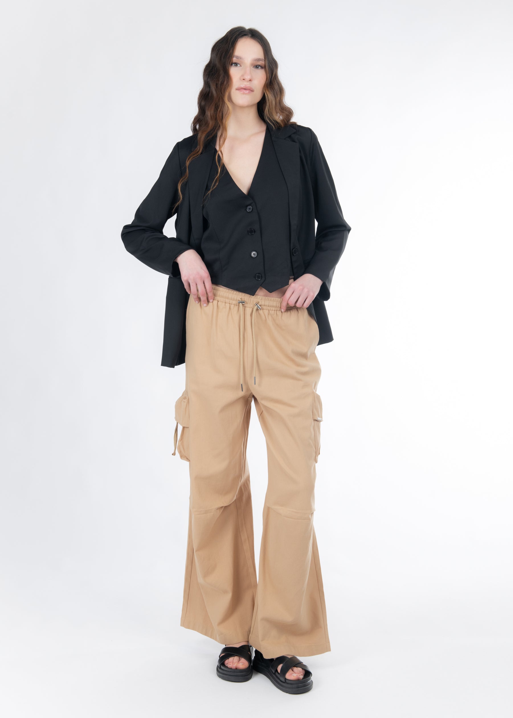03B9603CAMEL_1.jpg