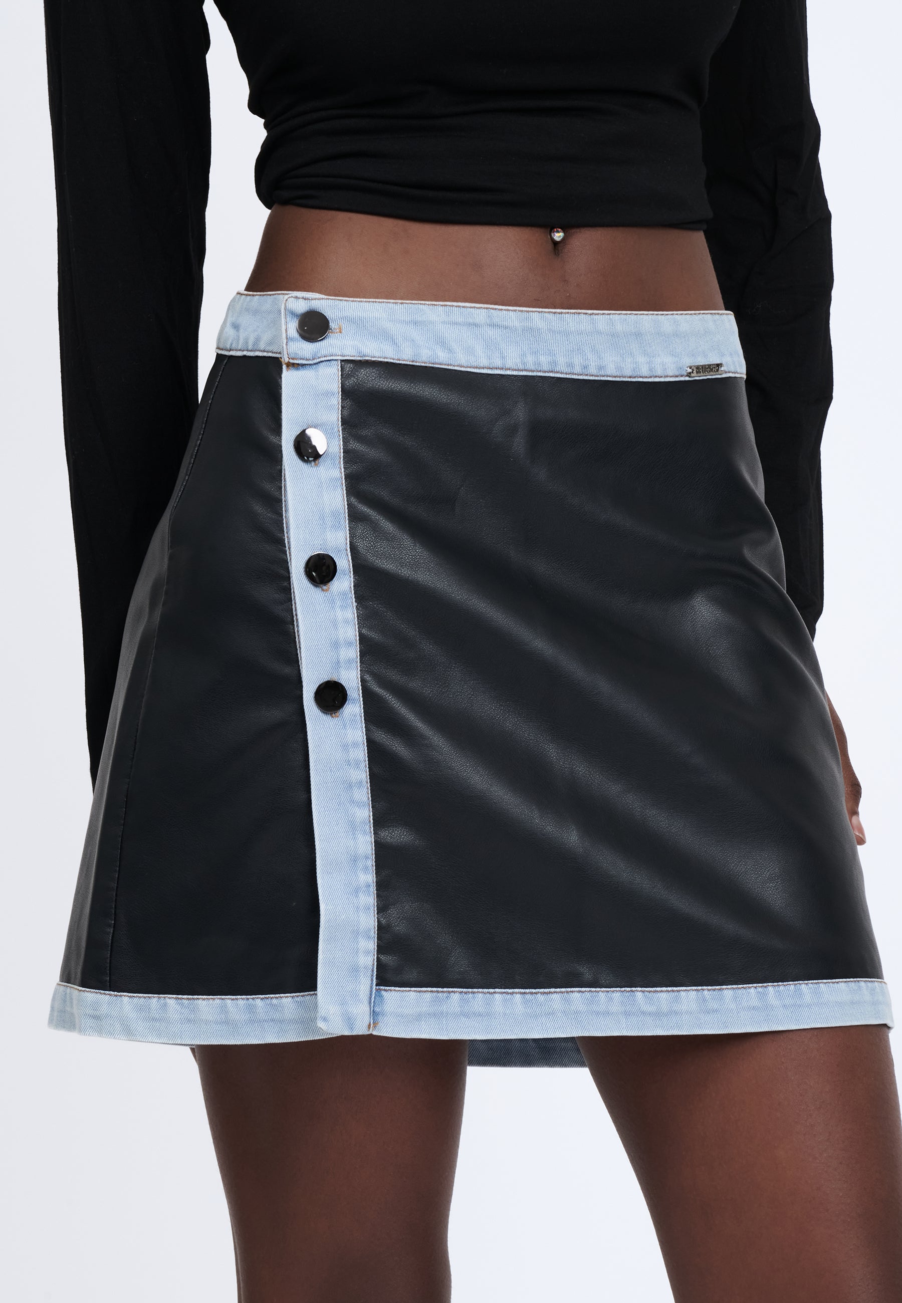 FAUX LEATHER SKIRT 03BJ2329