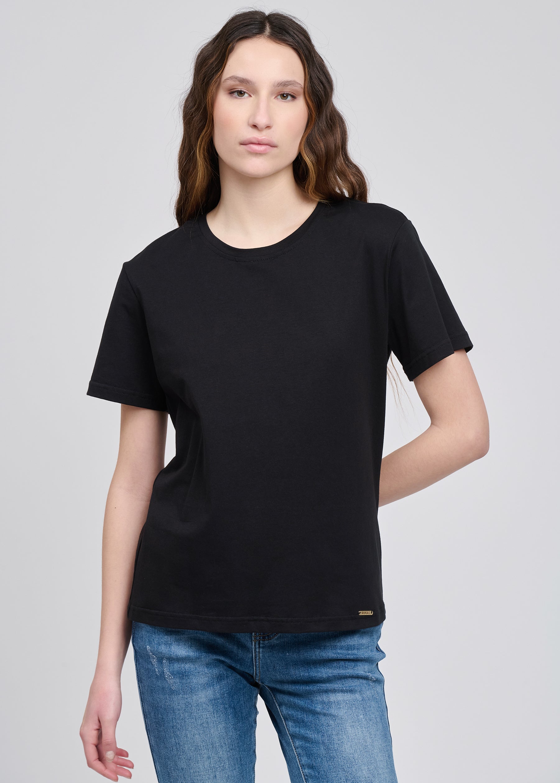 03G0356BLACK_2.jpg