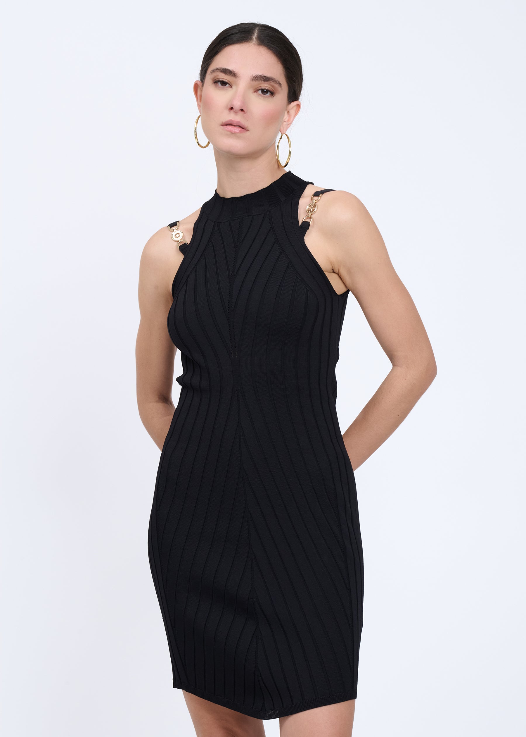 03J7274BLACK_3.jpg