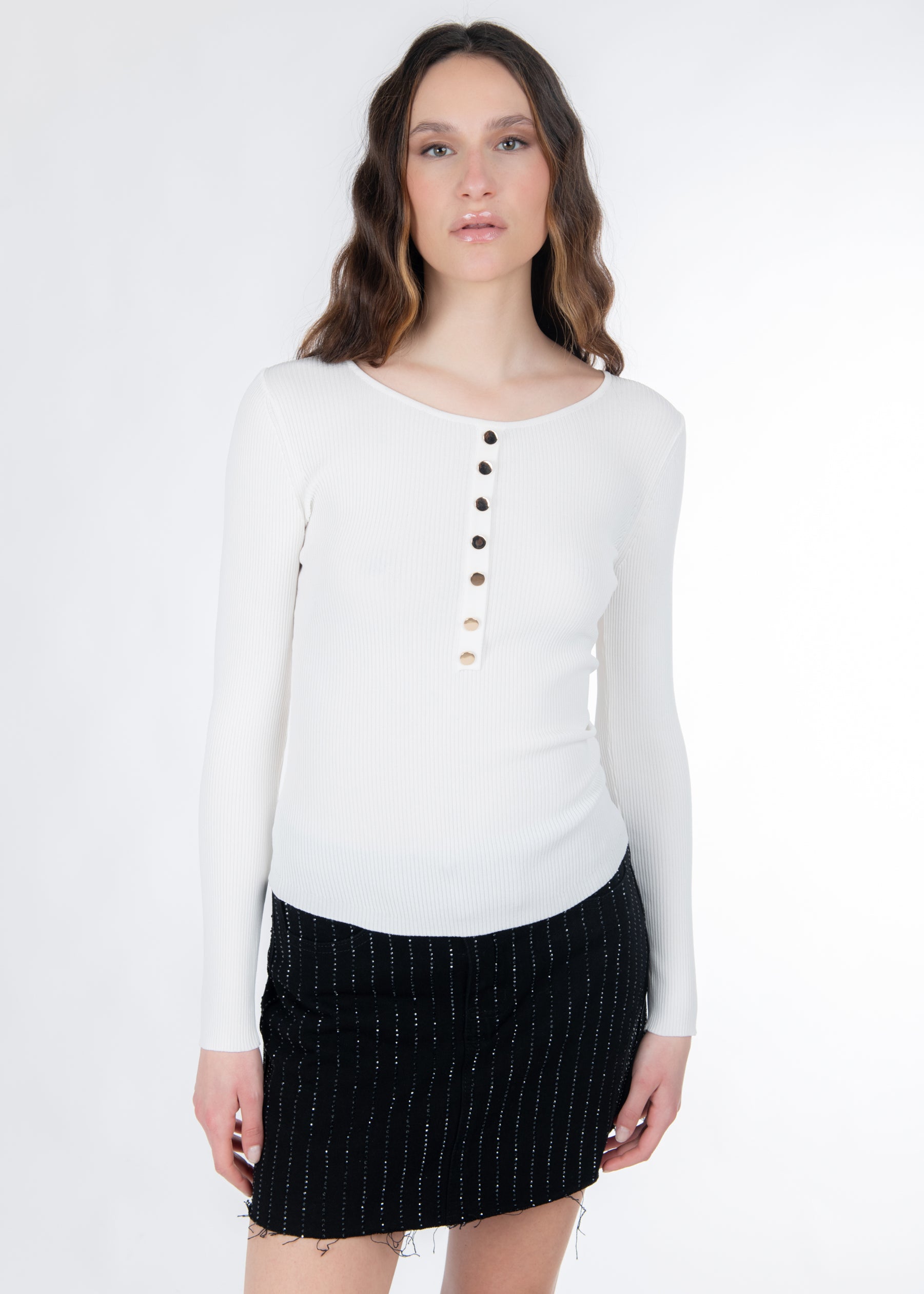 03J7289WHITE_2.jpg