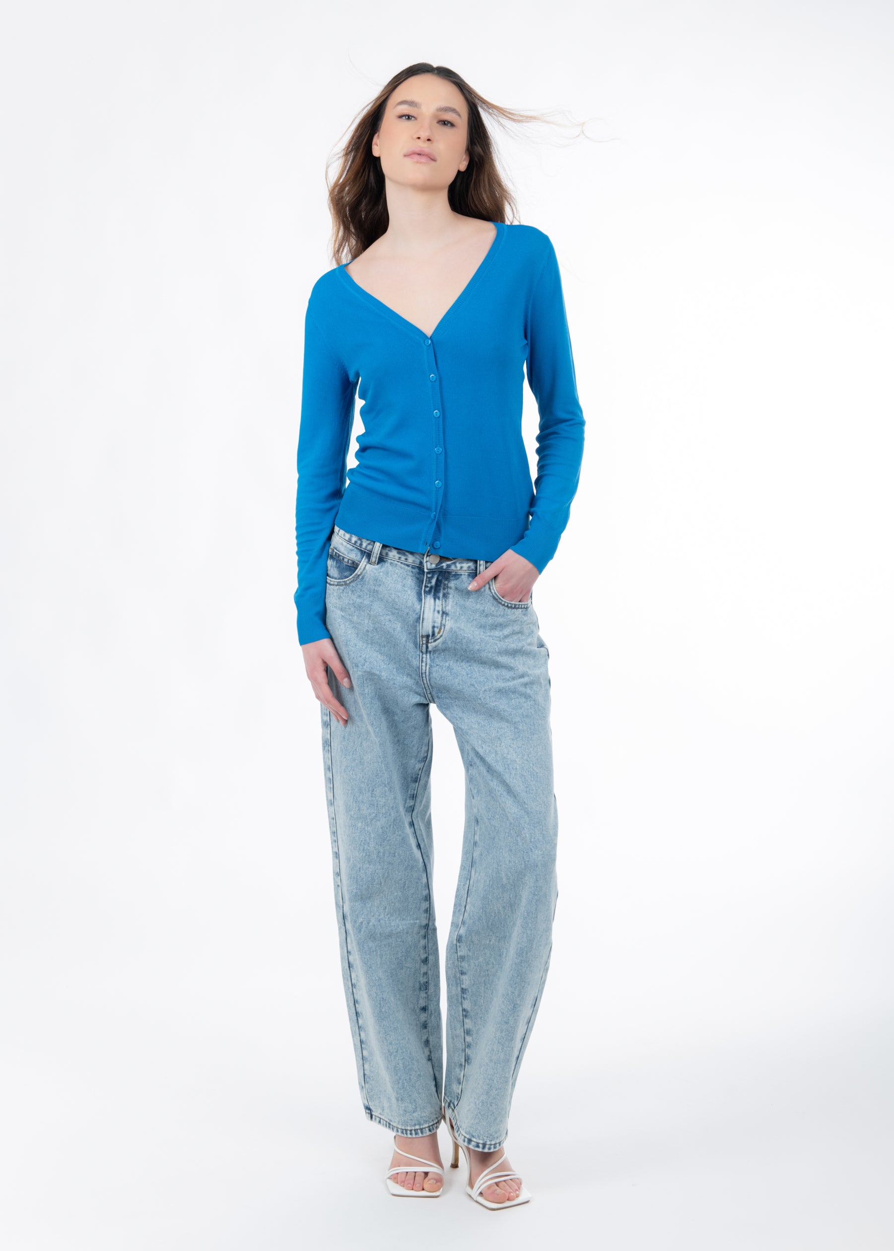 03J7801AZURE_2.jpg
