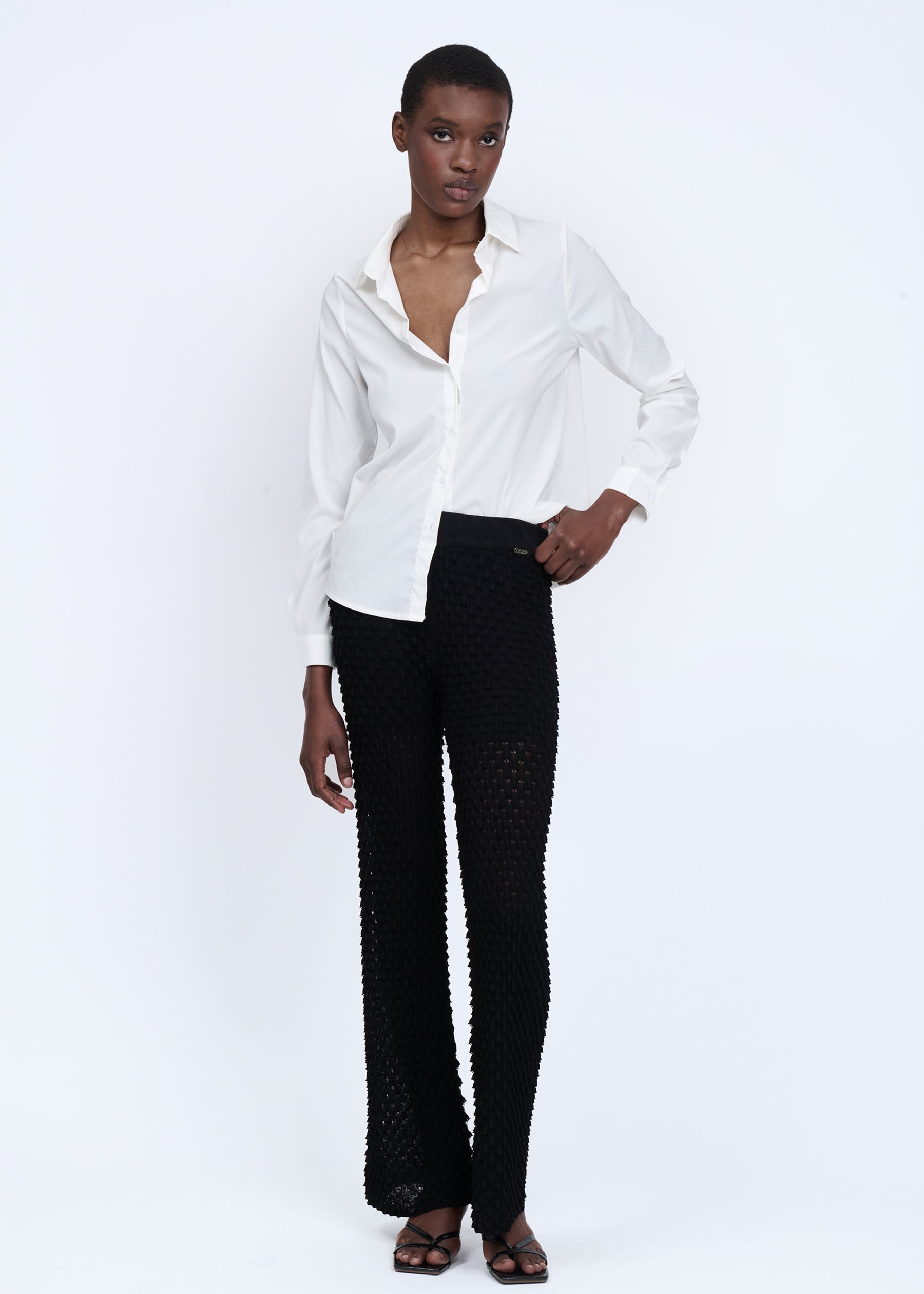 03Q9918BLACK_2.jpg