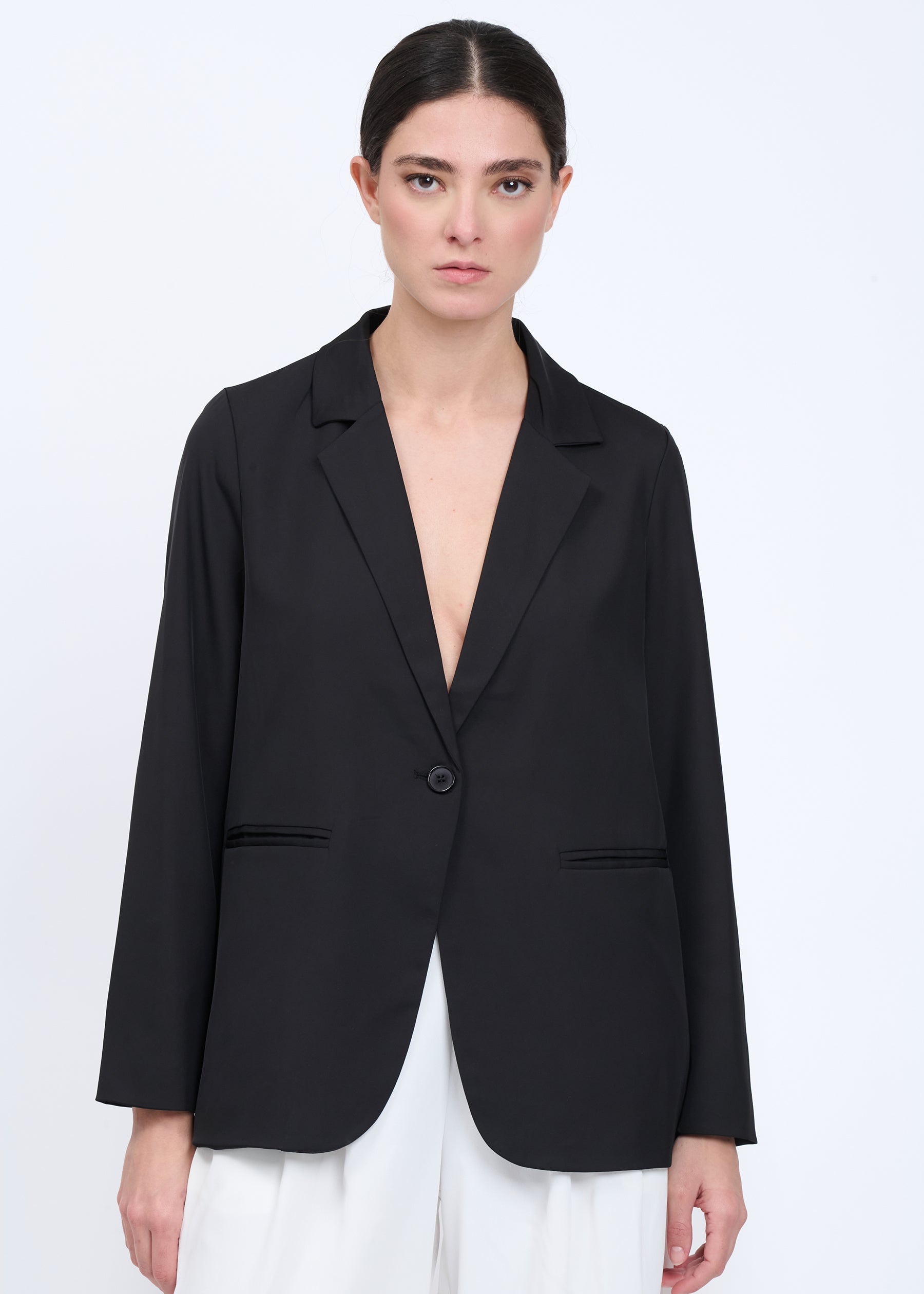 03T0003BLACK_4.jpg