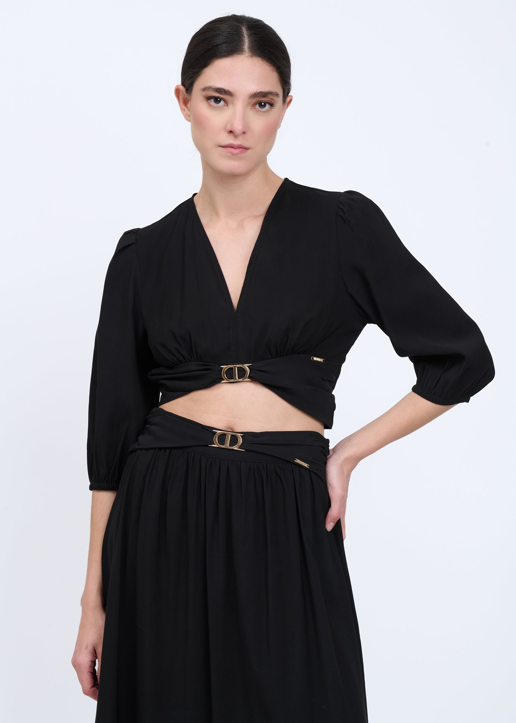 03T0013BLACK_3.jpg
