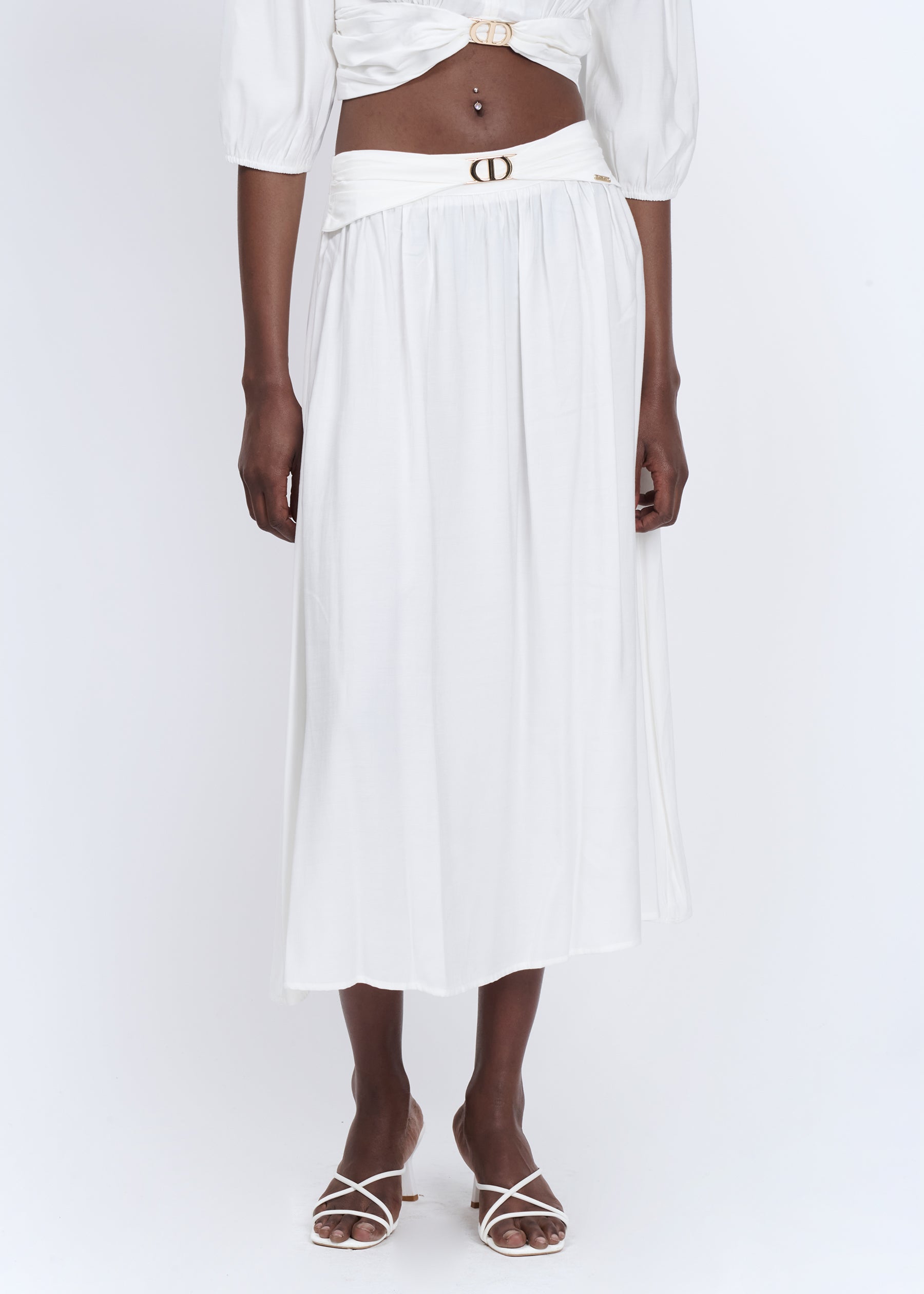 03T0014WHITE_3.jpg