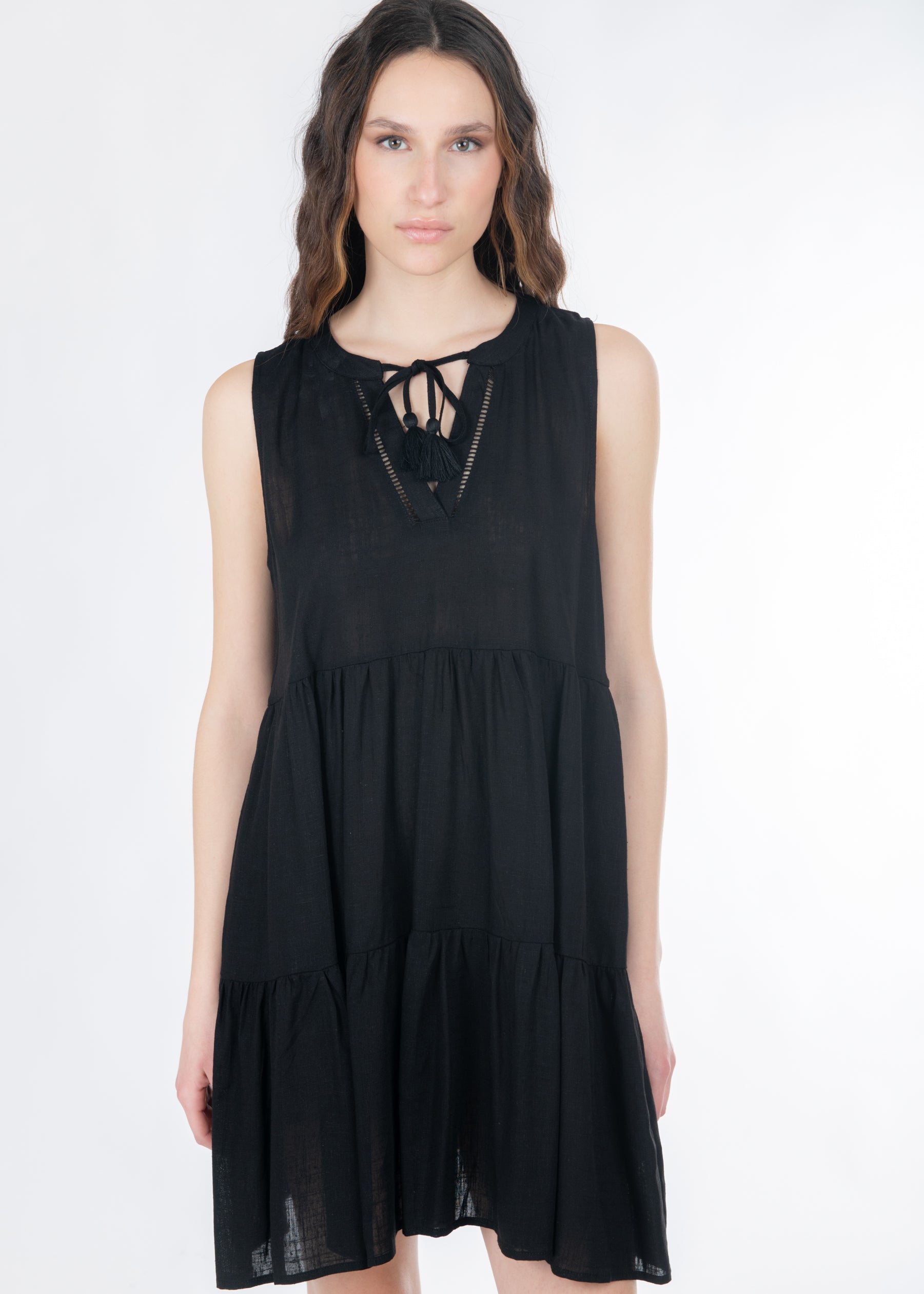 03T0017BLACK_3.jpg