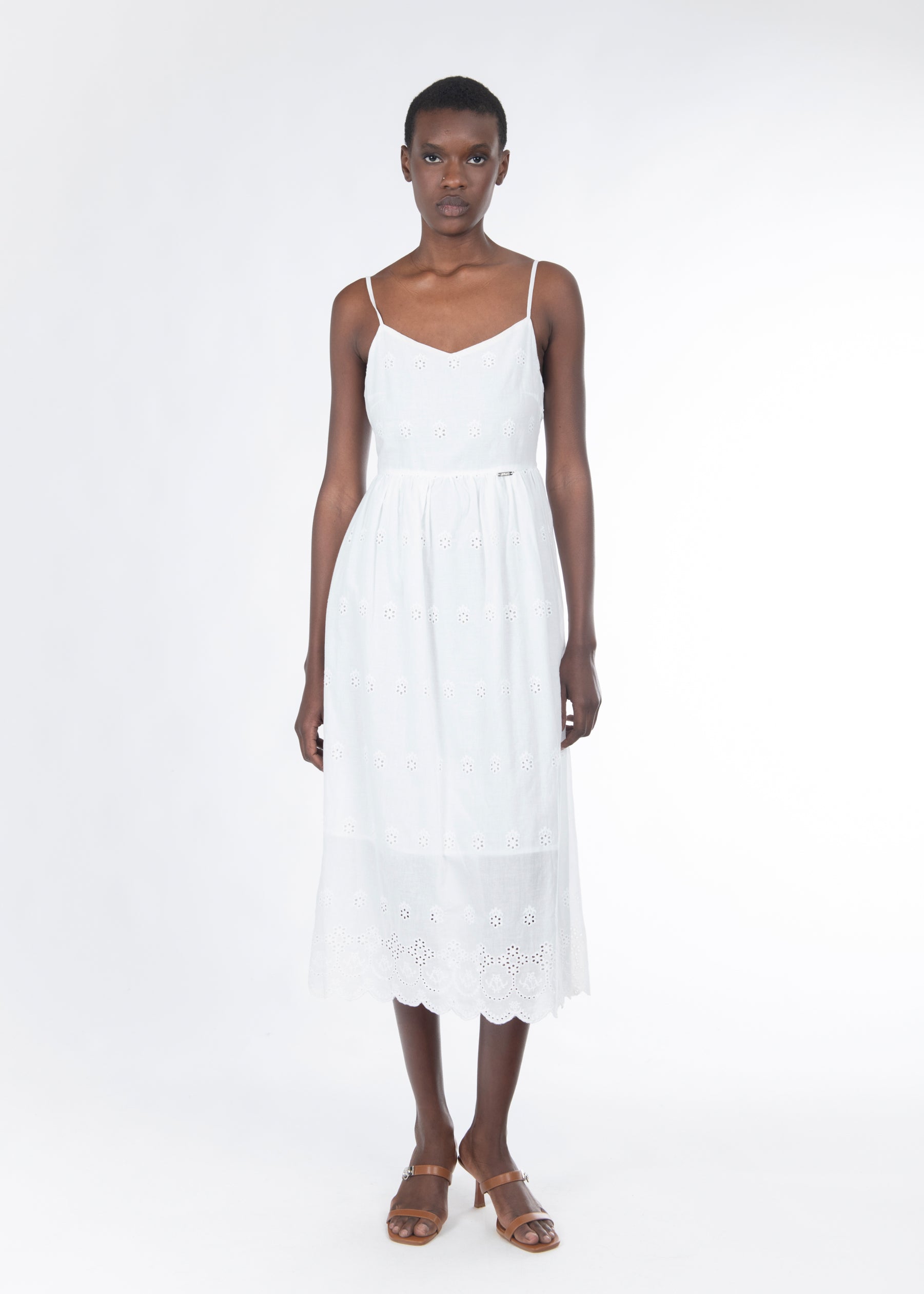03T0037WHITE_2.jpg