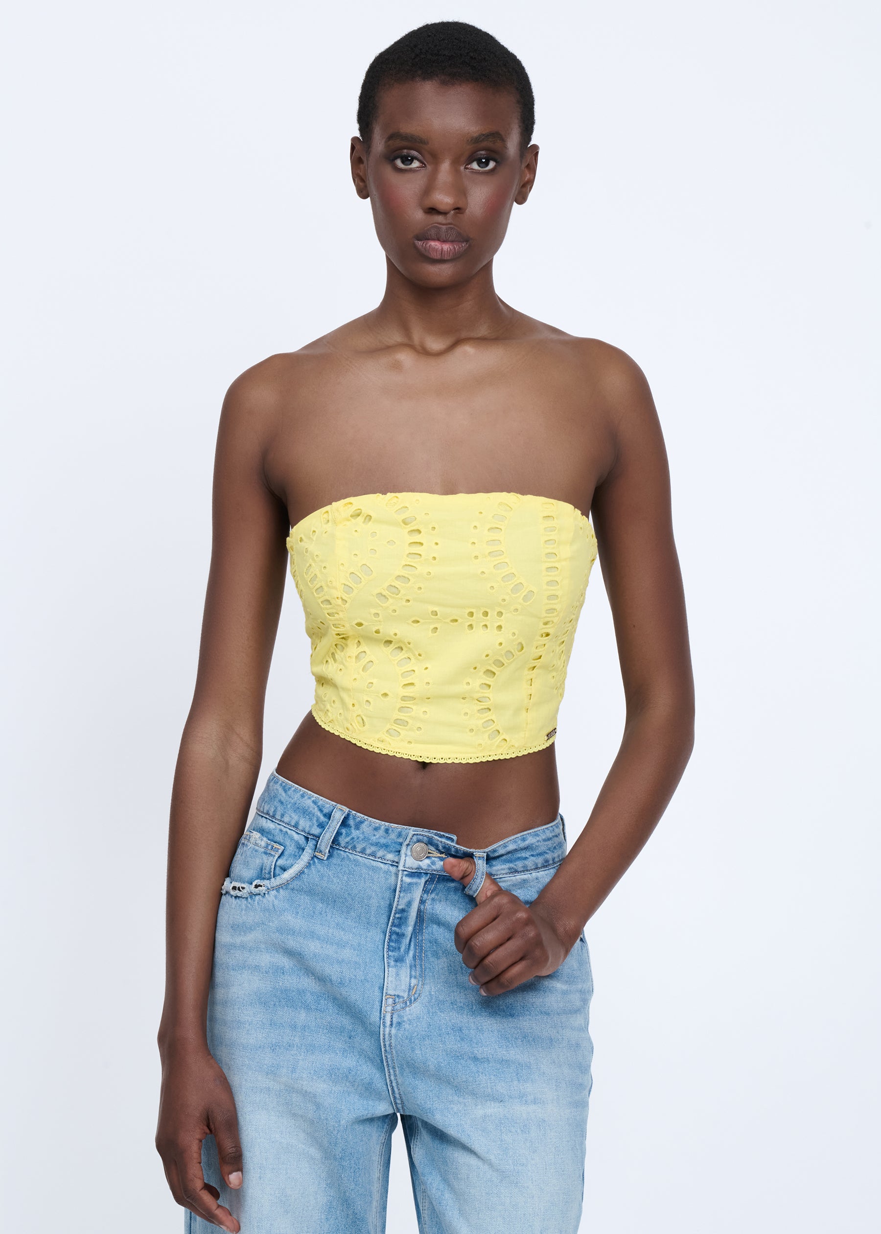 03T0038YELLOW_3.jpg
