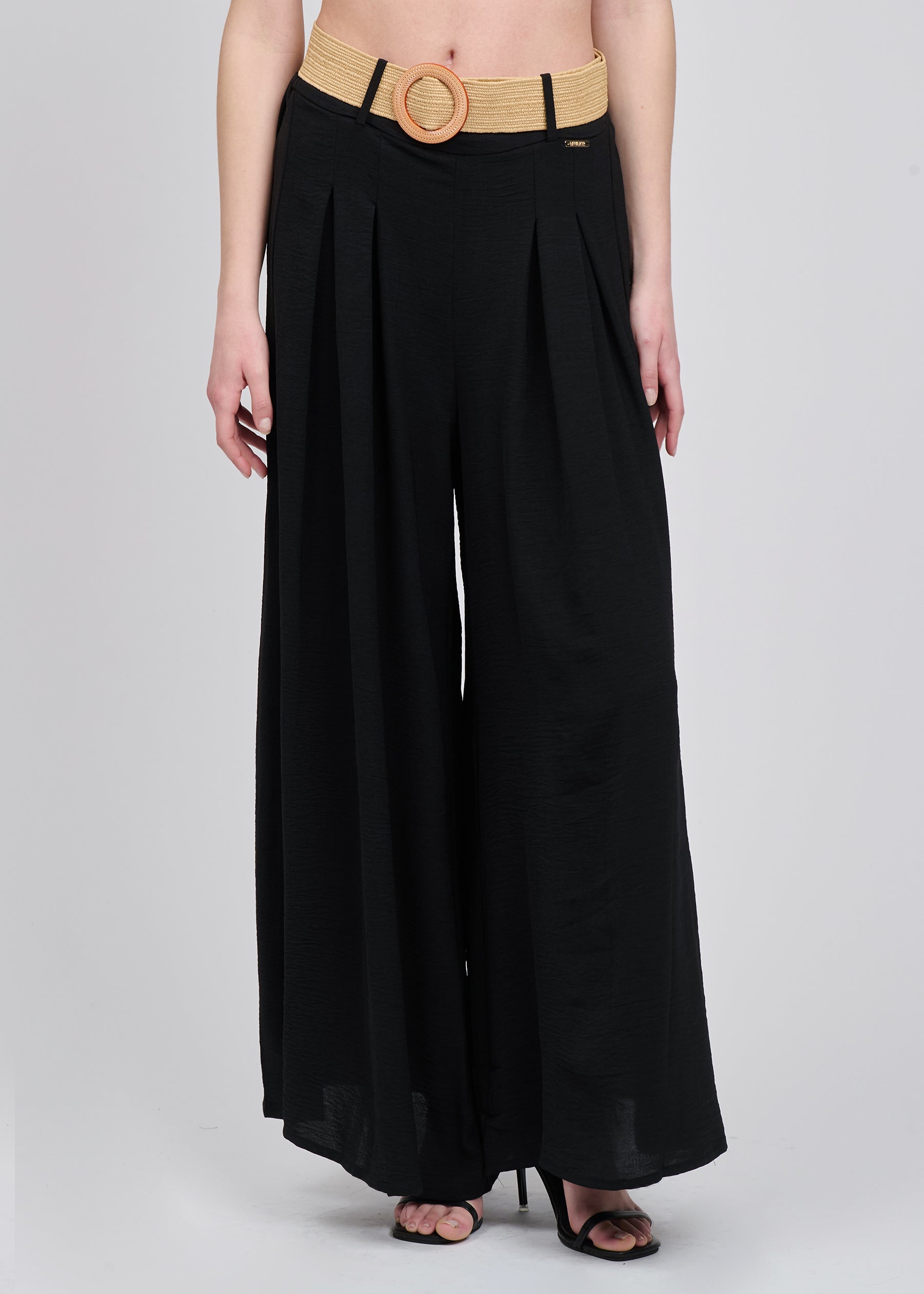 03X577BLACK_3.jpg