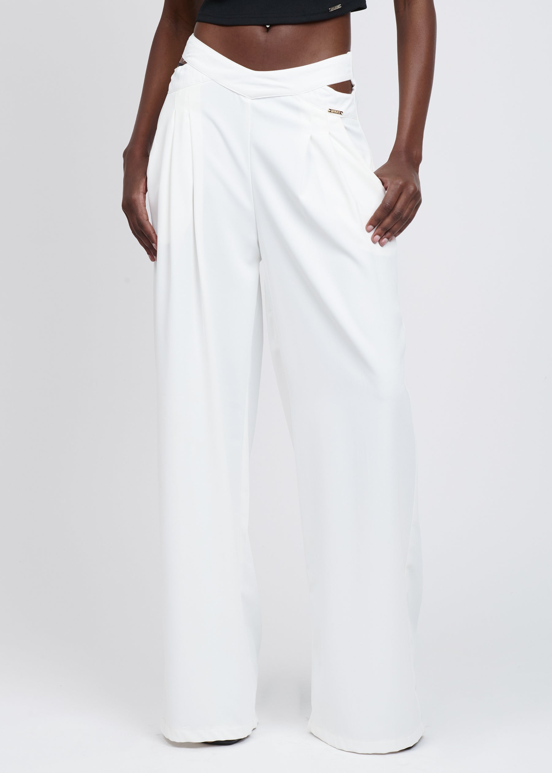 03X587WHITE_4.jpg
