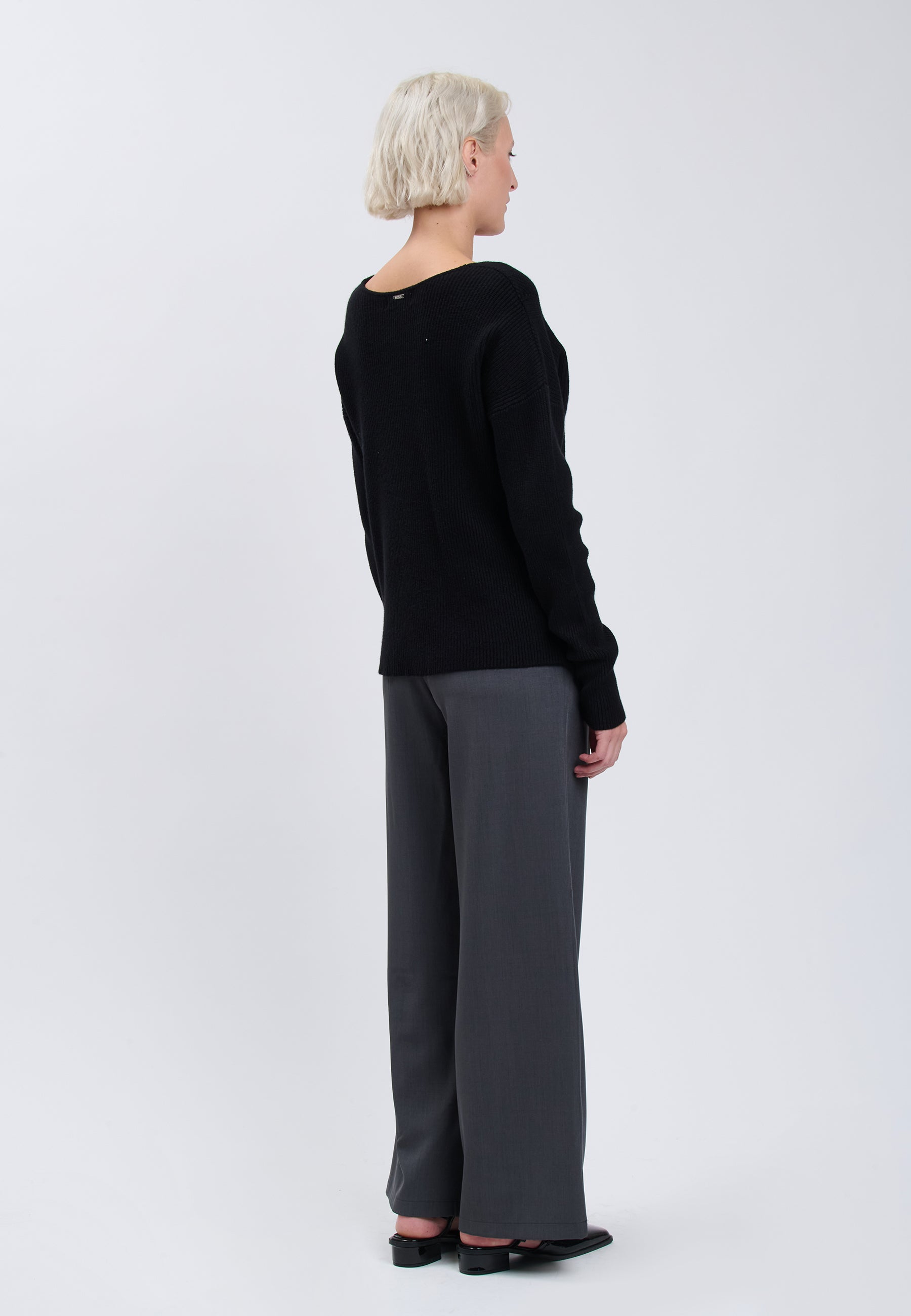 PULL 04H24064
