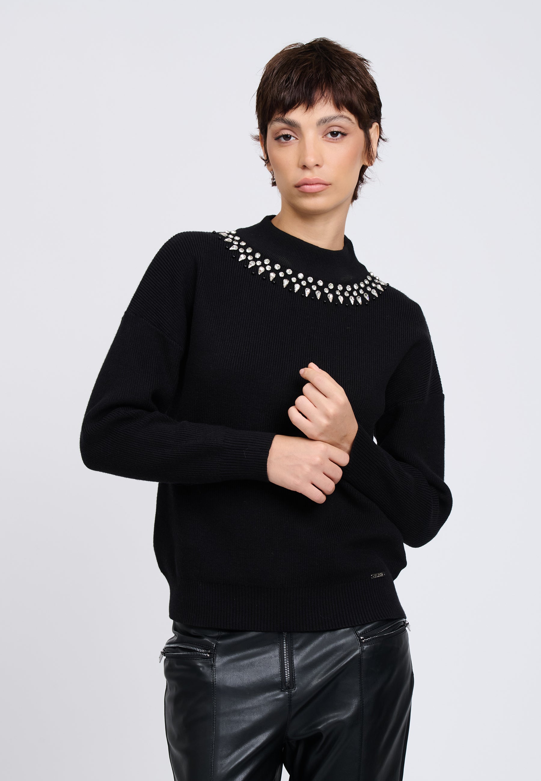 PULL 04H93399
