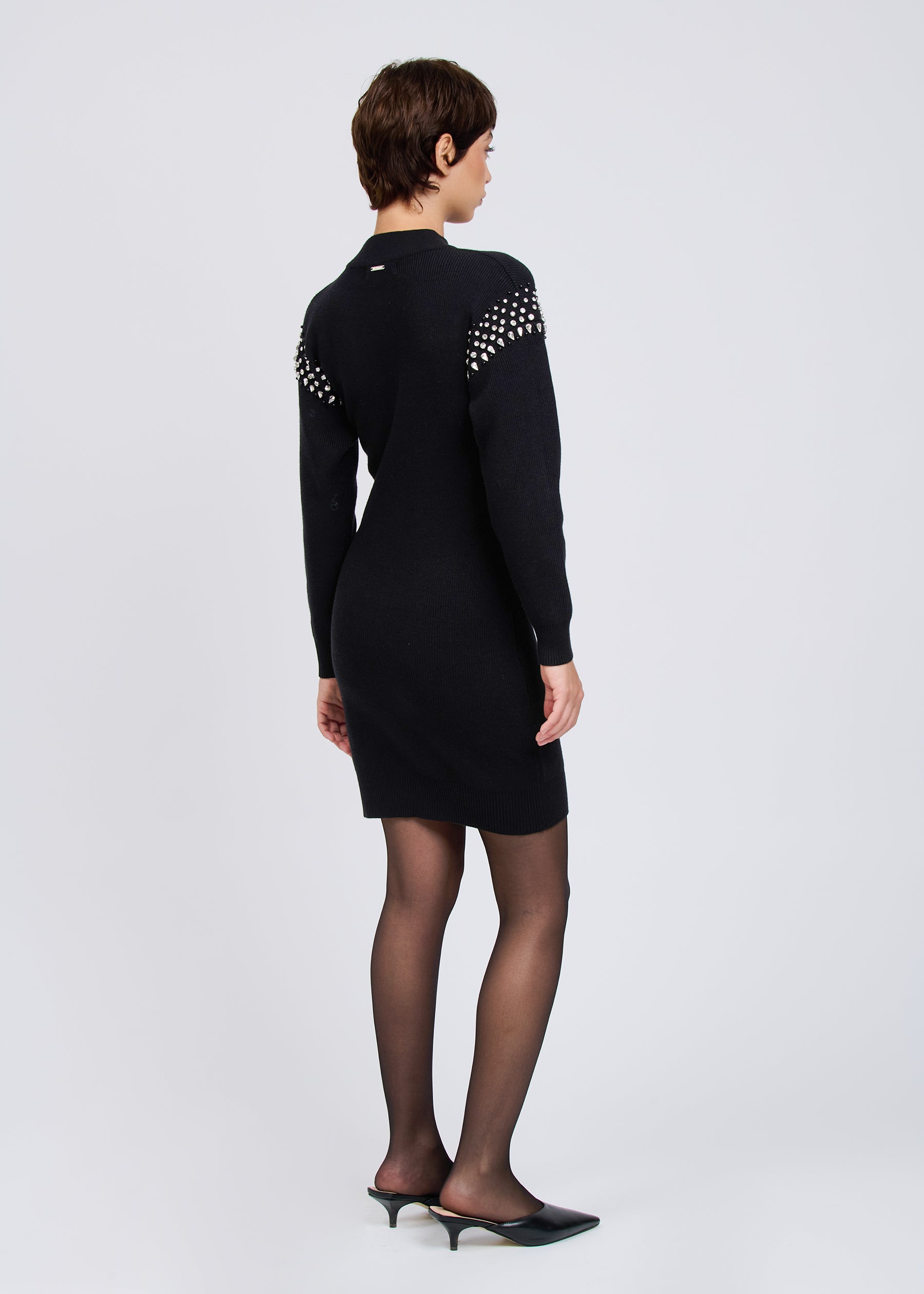 04H93400BLACK_1.jpg