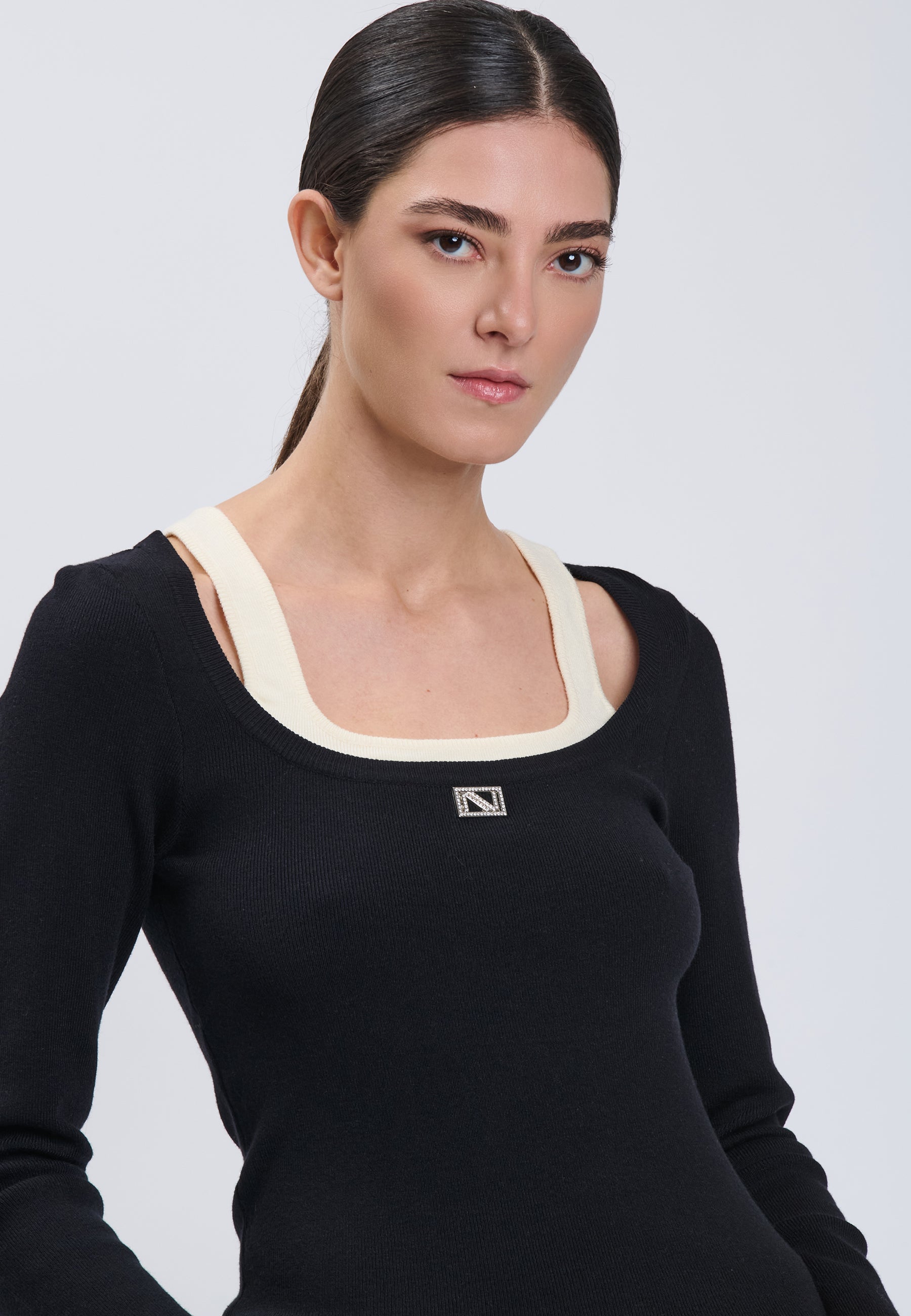 PULL 04H95048
