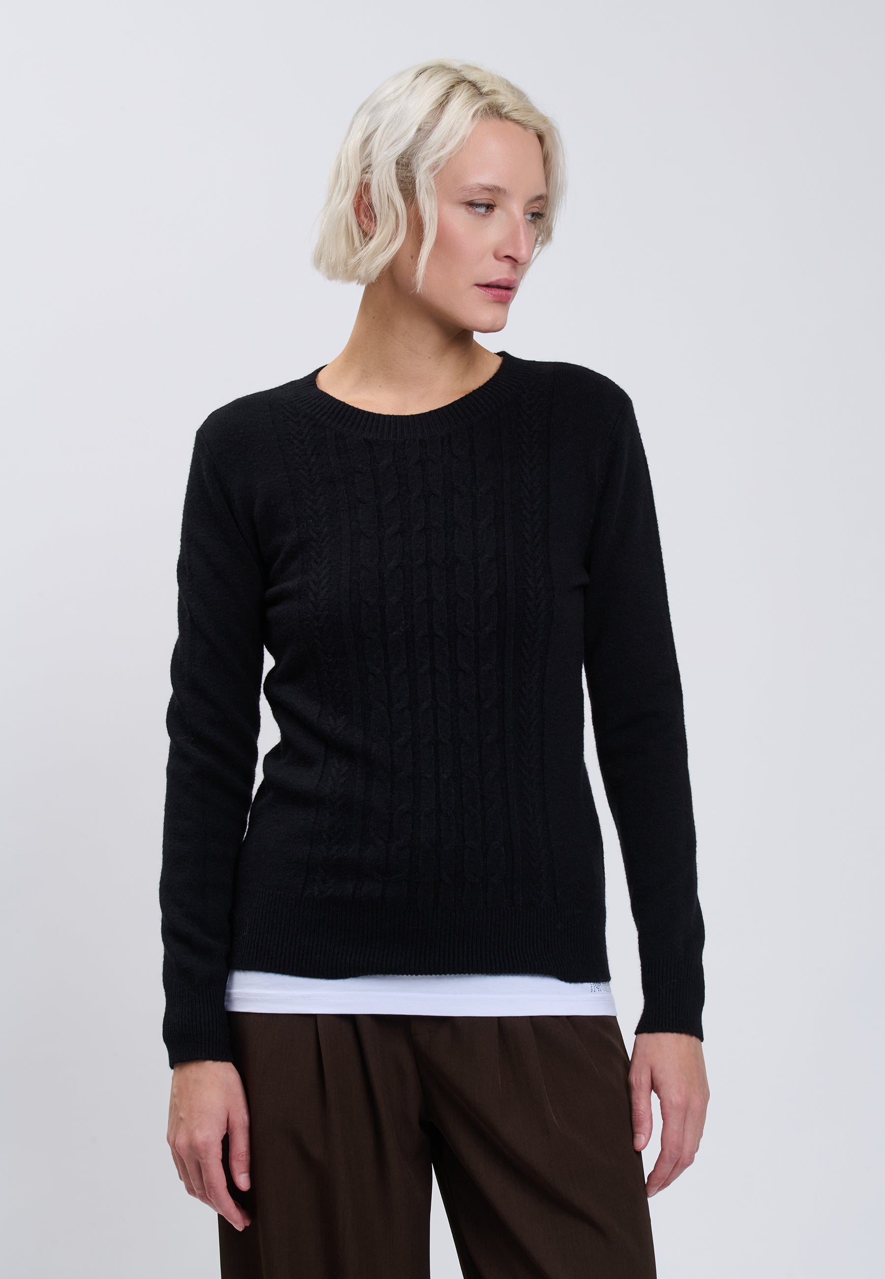 PULL Black 04H95071