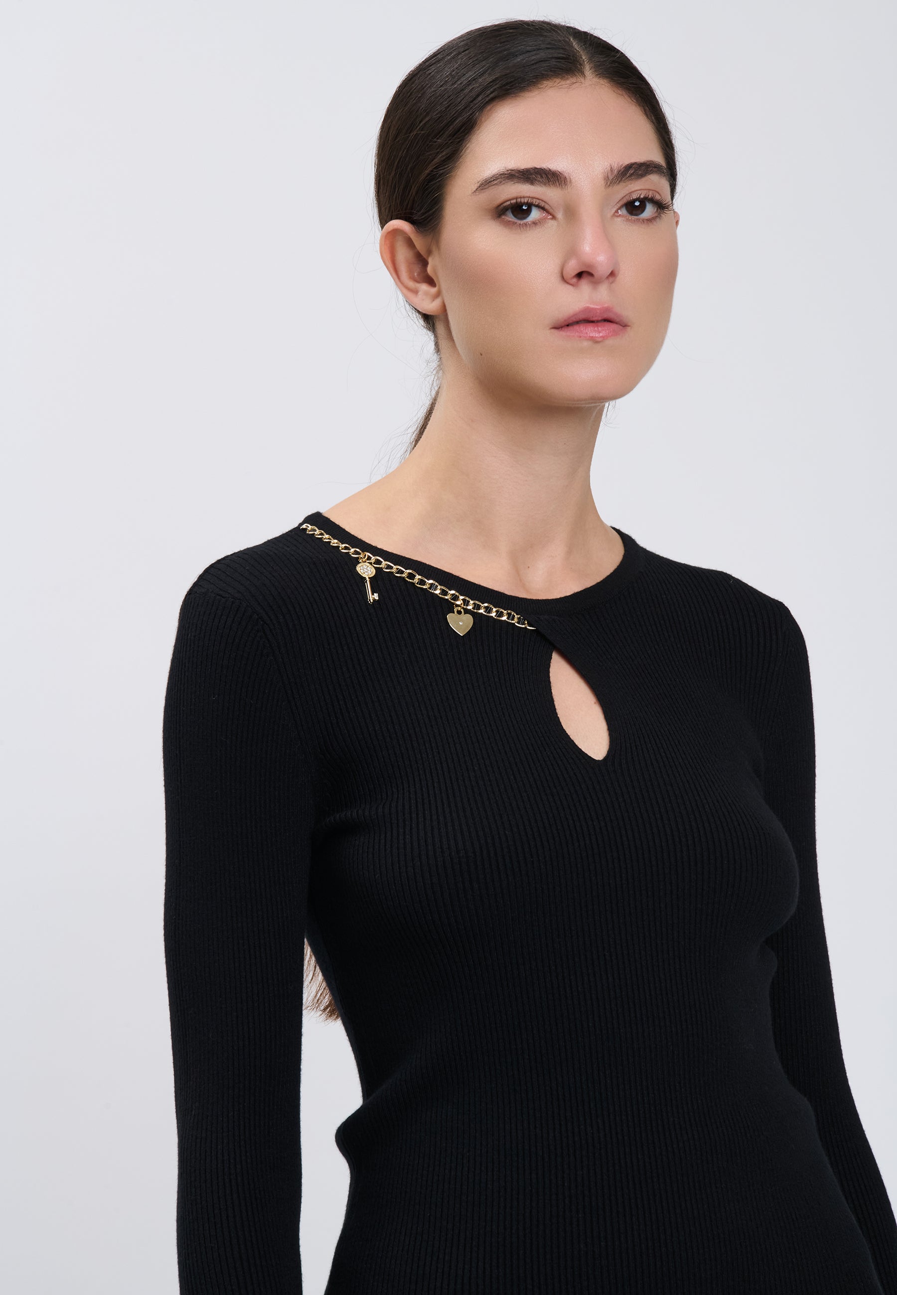 PULL 04H95259