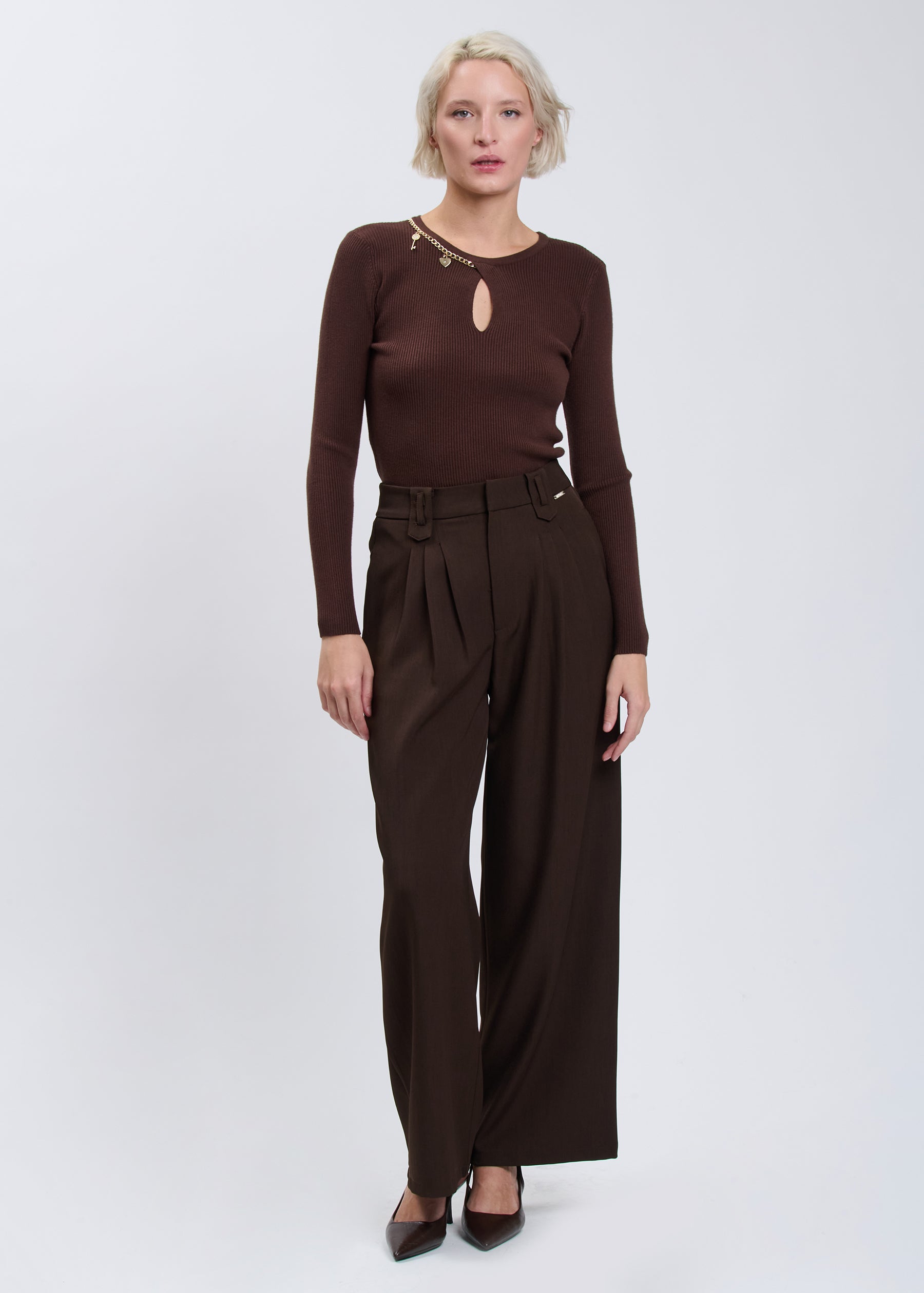 04H95259BROWN_1.jpg