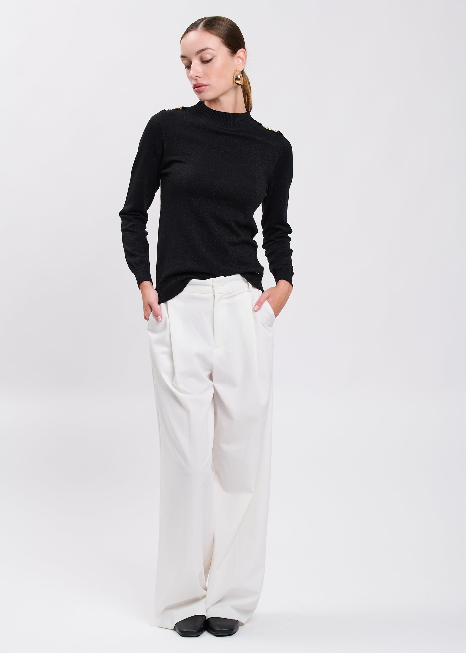 04H95296BLACK_3.jpg