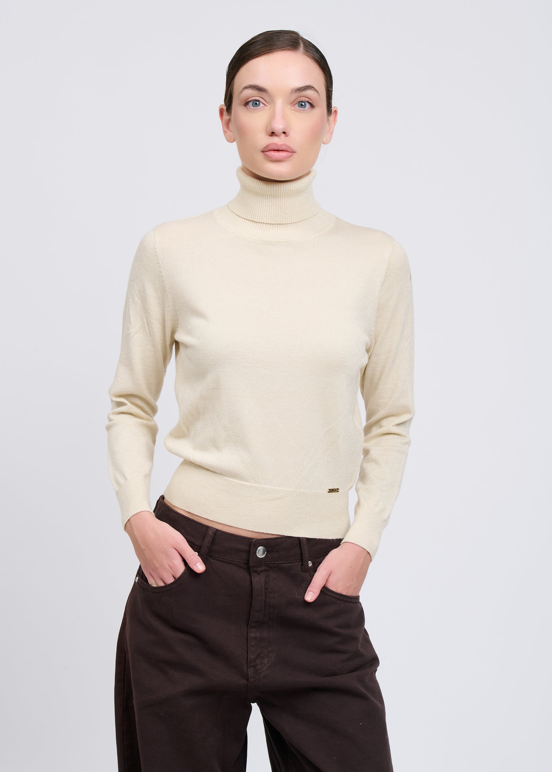 04H95297IVORY_4.jpg