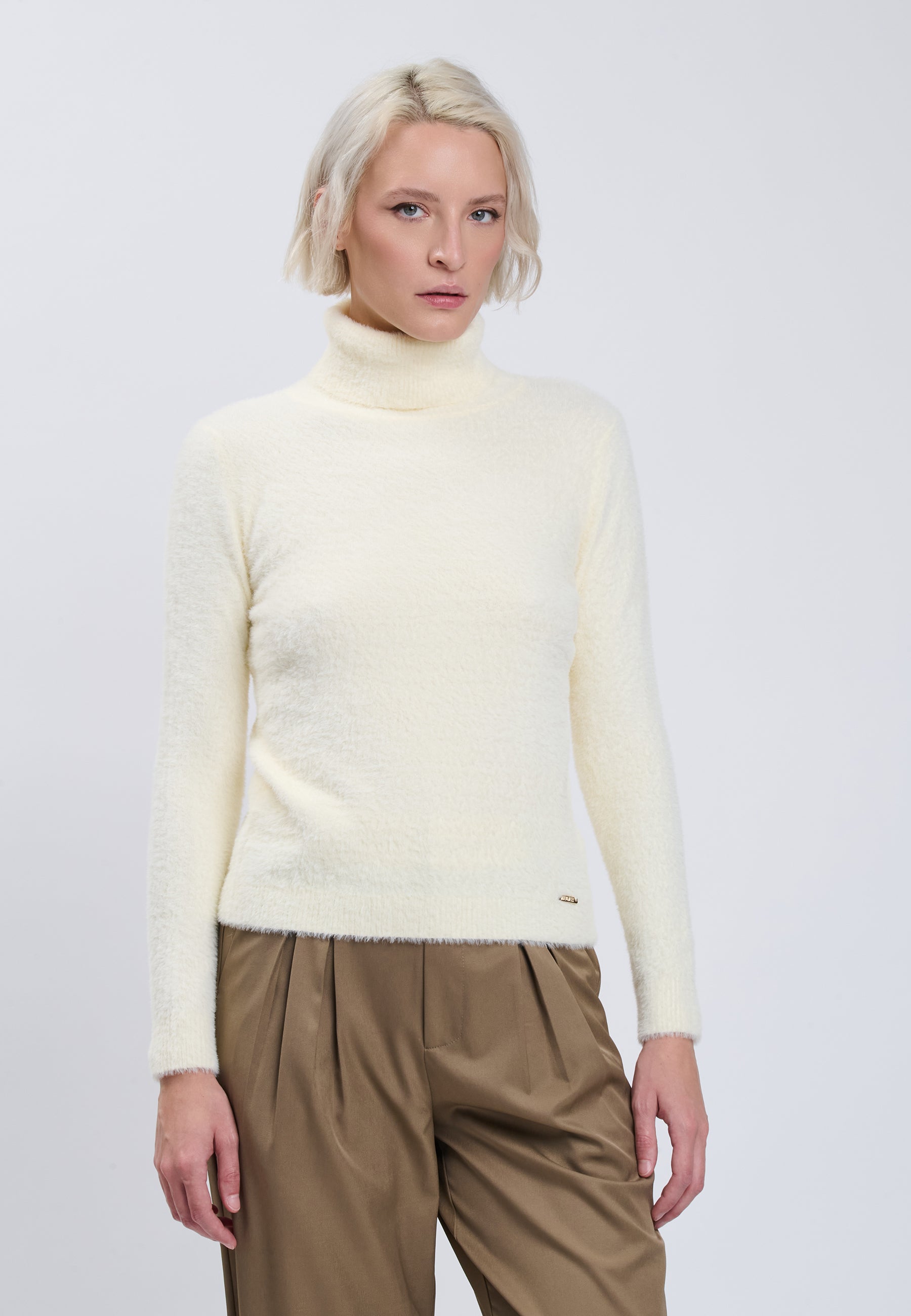 PULL Ivory 04H95927