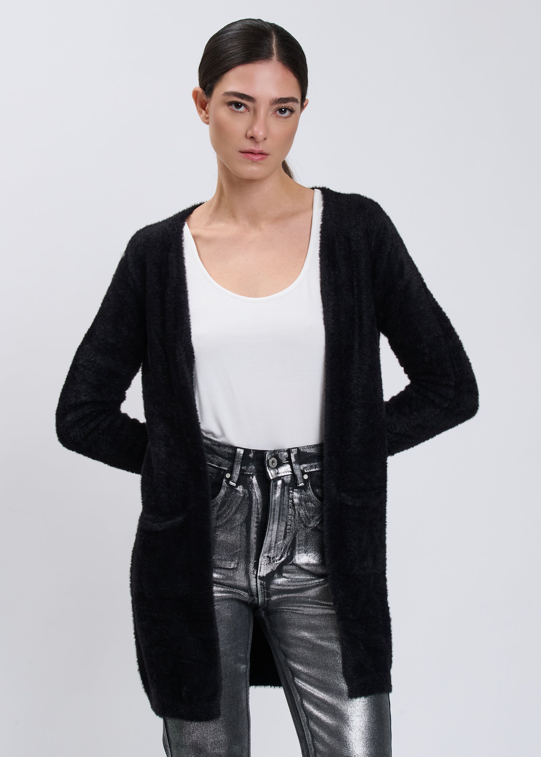 04H95928BLACK_3.jpg