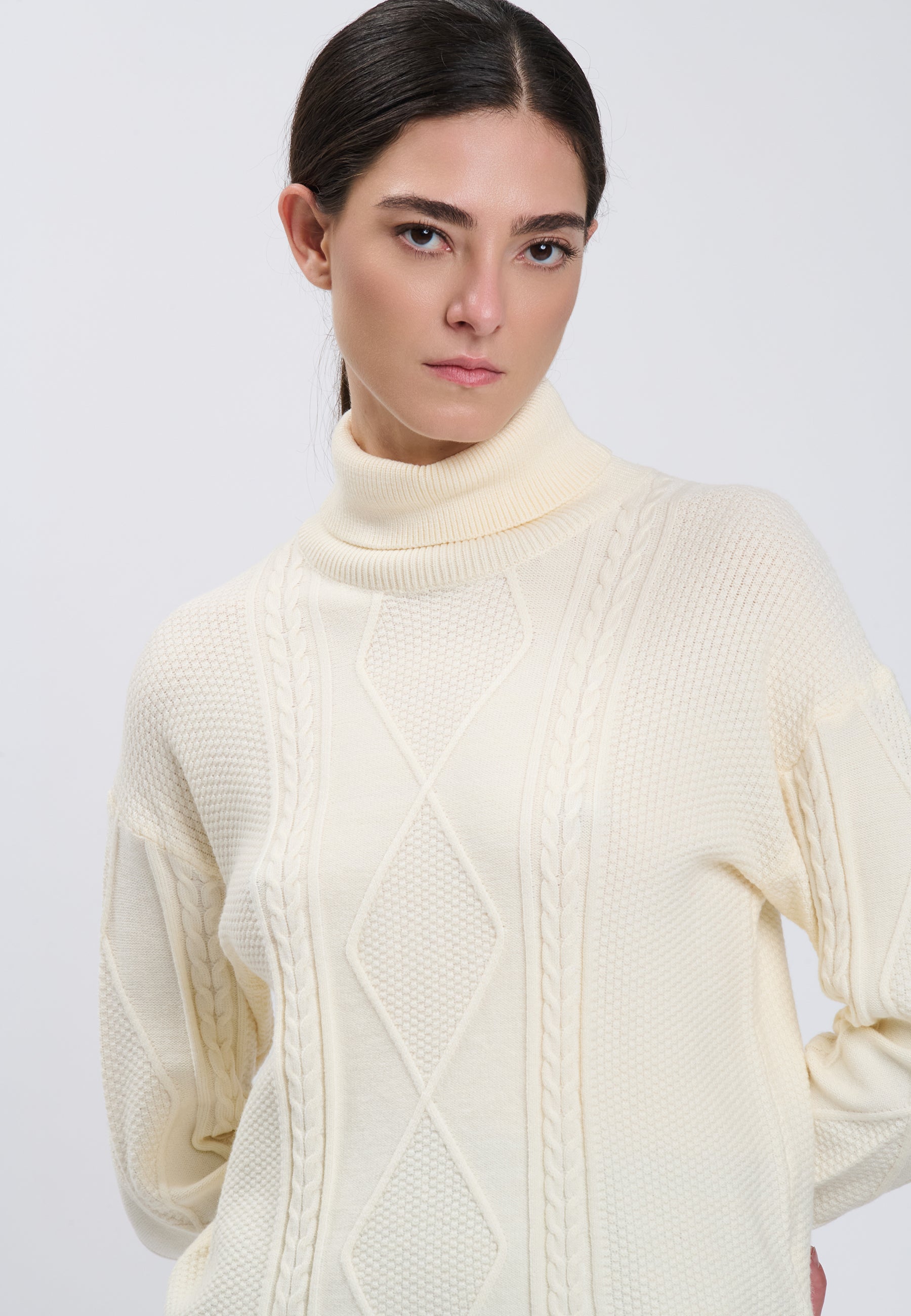 PULL Ivory 04J7410