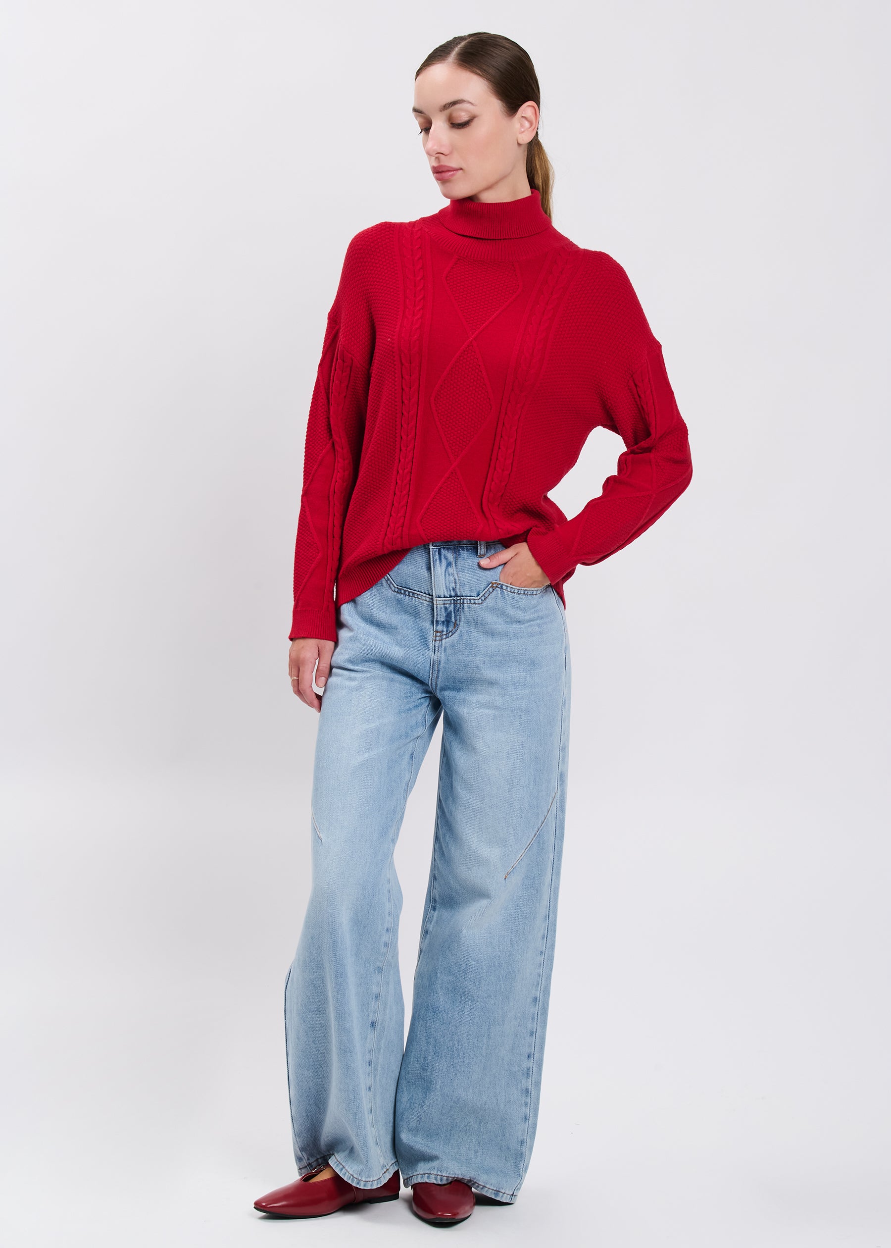 04J7410RUBY_1.jpg