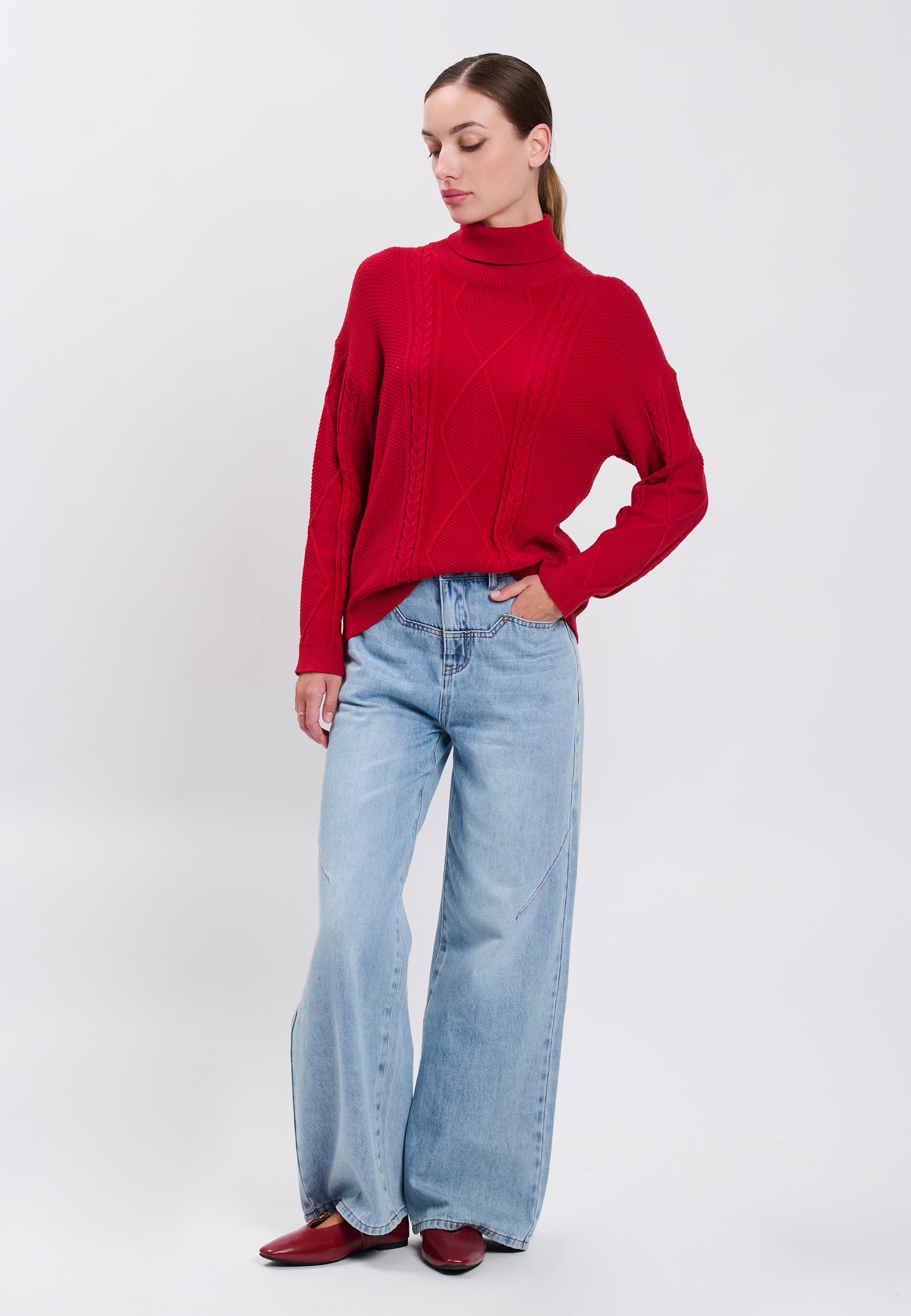 PULL 04J7410