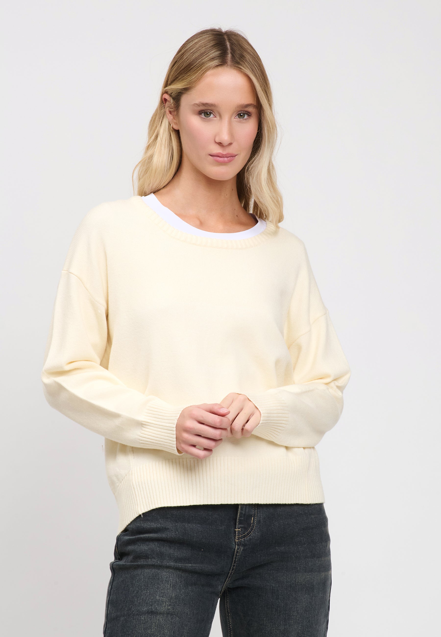 PULL Ivory 04J7418