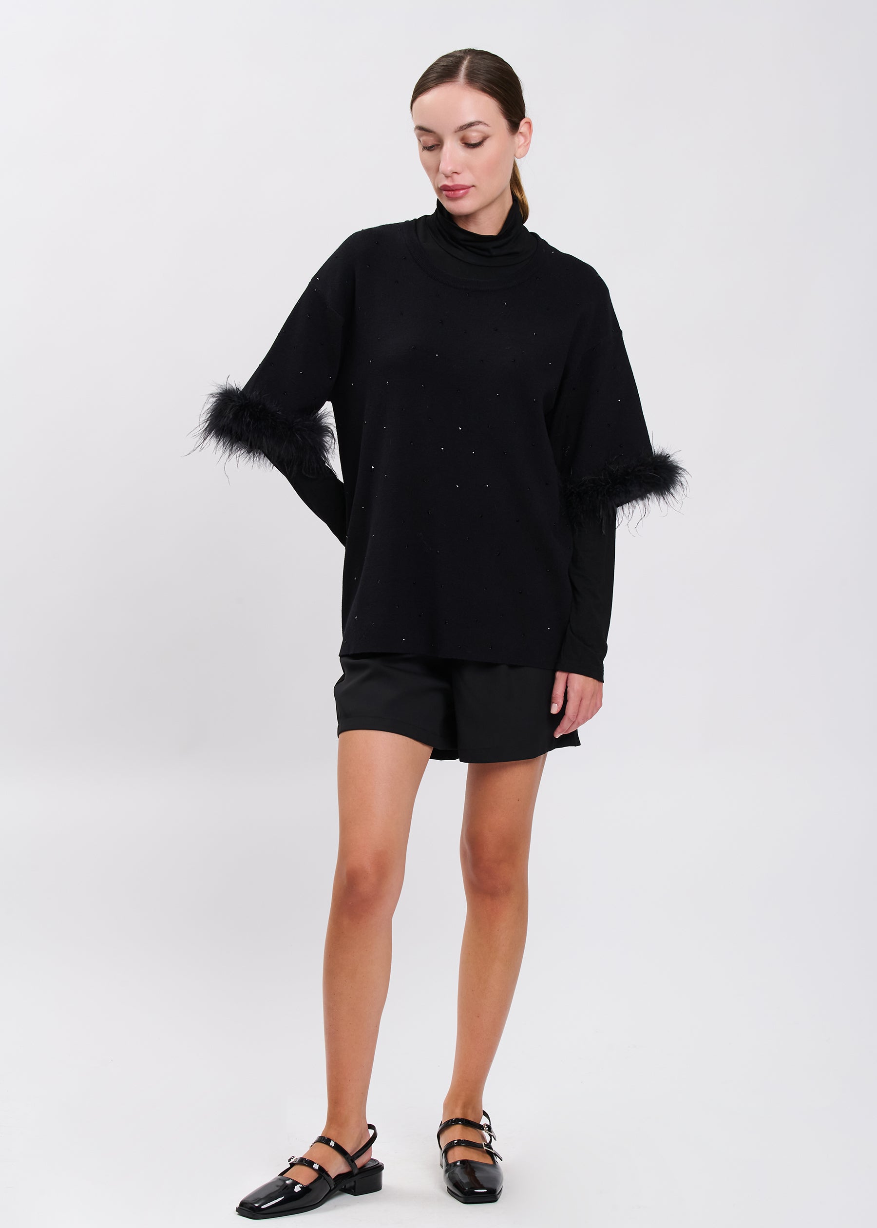 04J7672BLACK_2.jpg