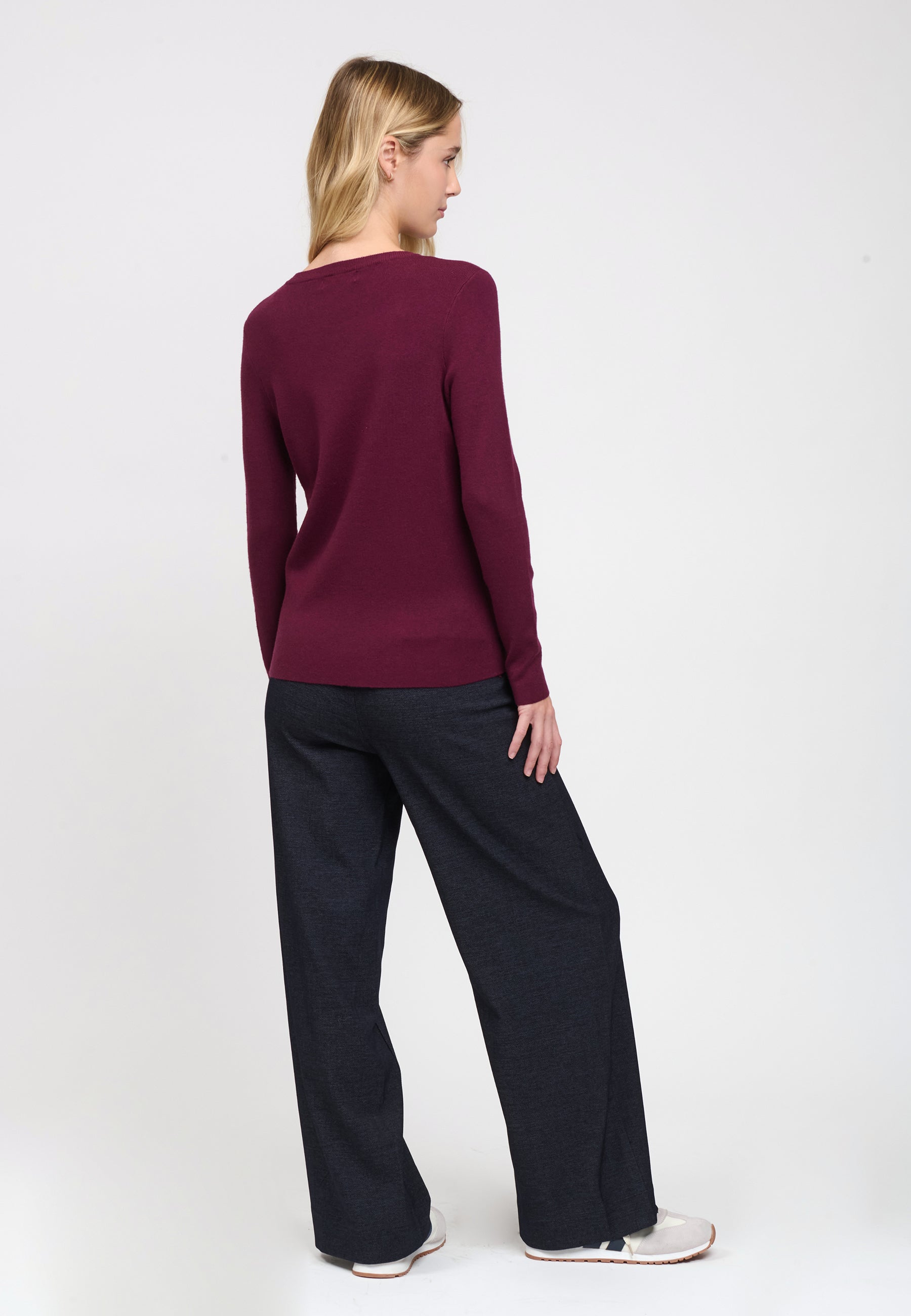 PULL Plum 04J7678