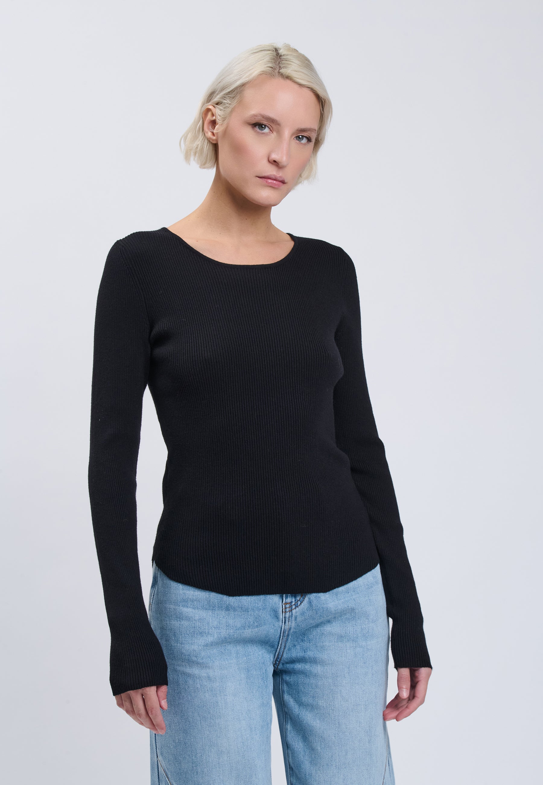 PULL Black 04J7809
