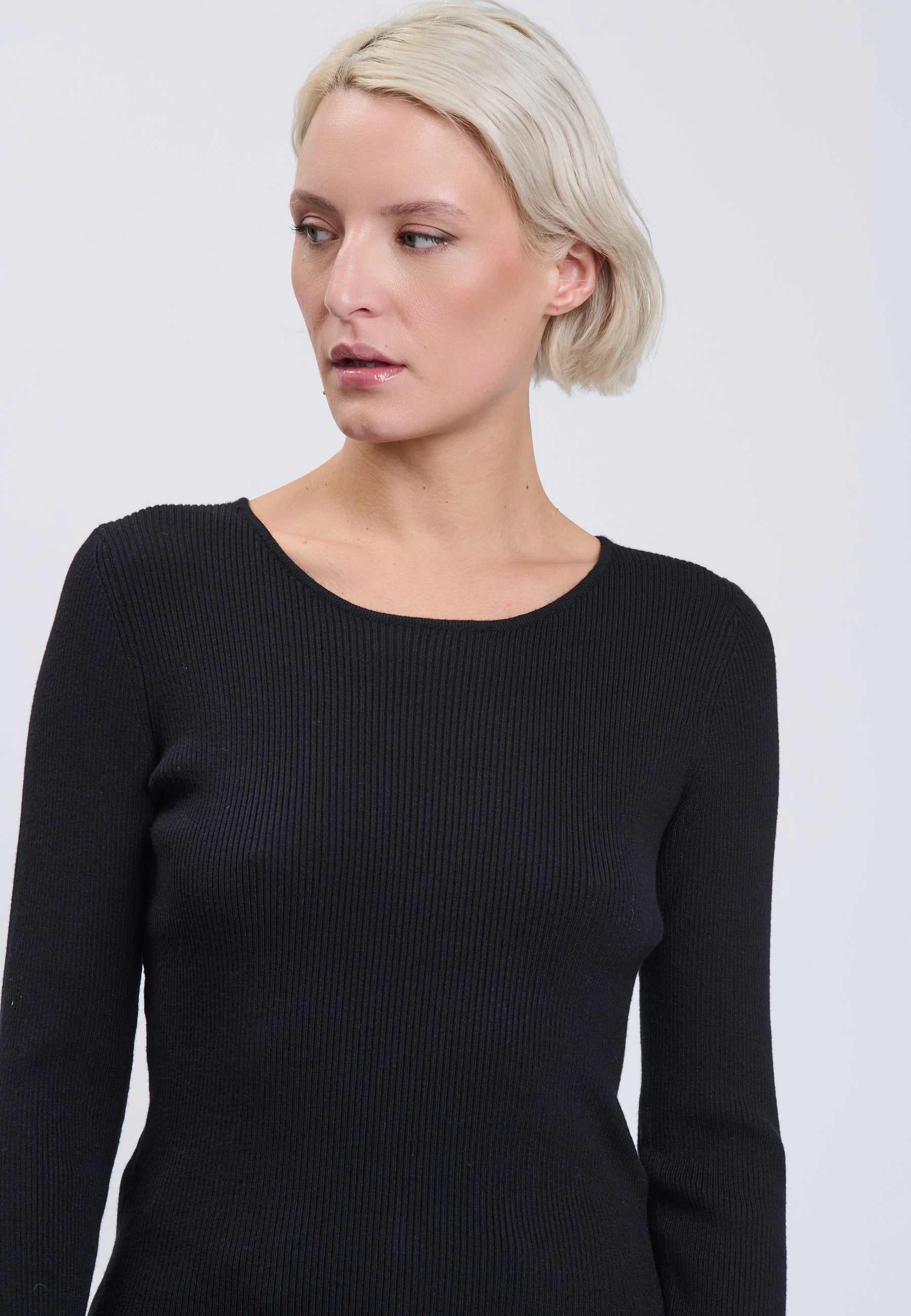 PULL Black 04J7809
