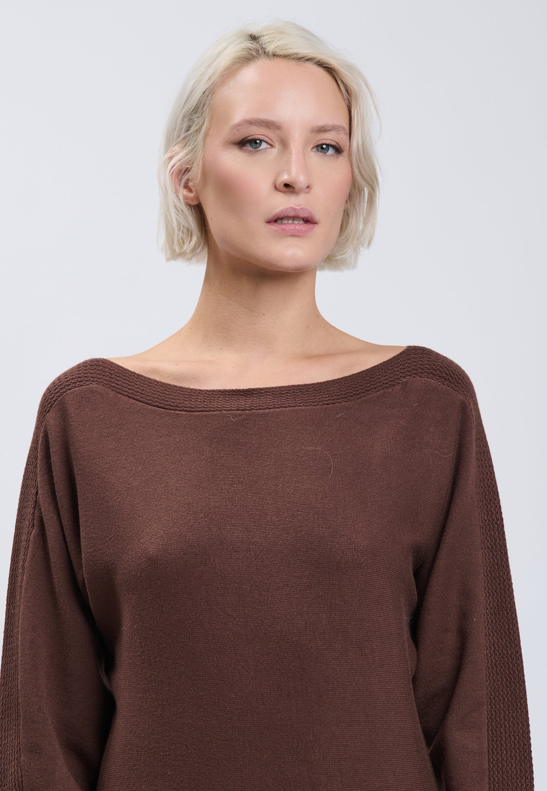 PULL Brown 04J7810