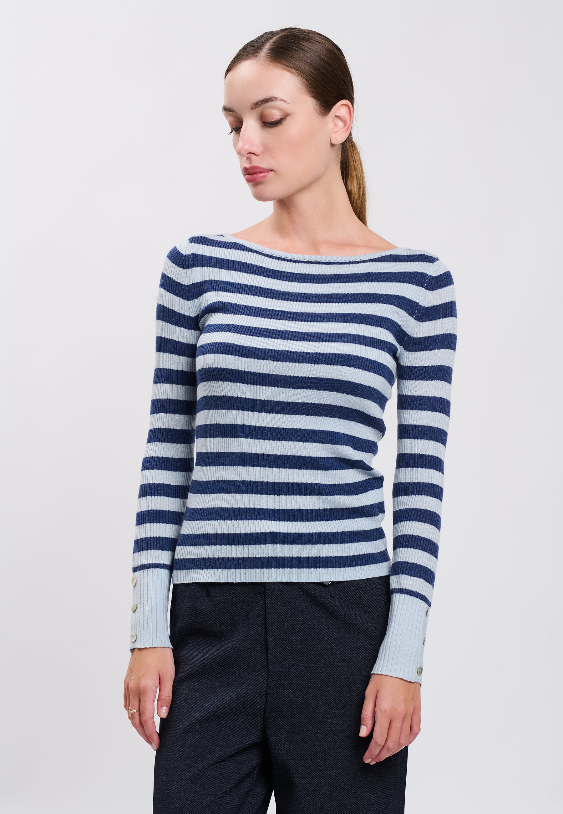 PULL 04J7813