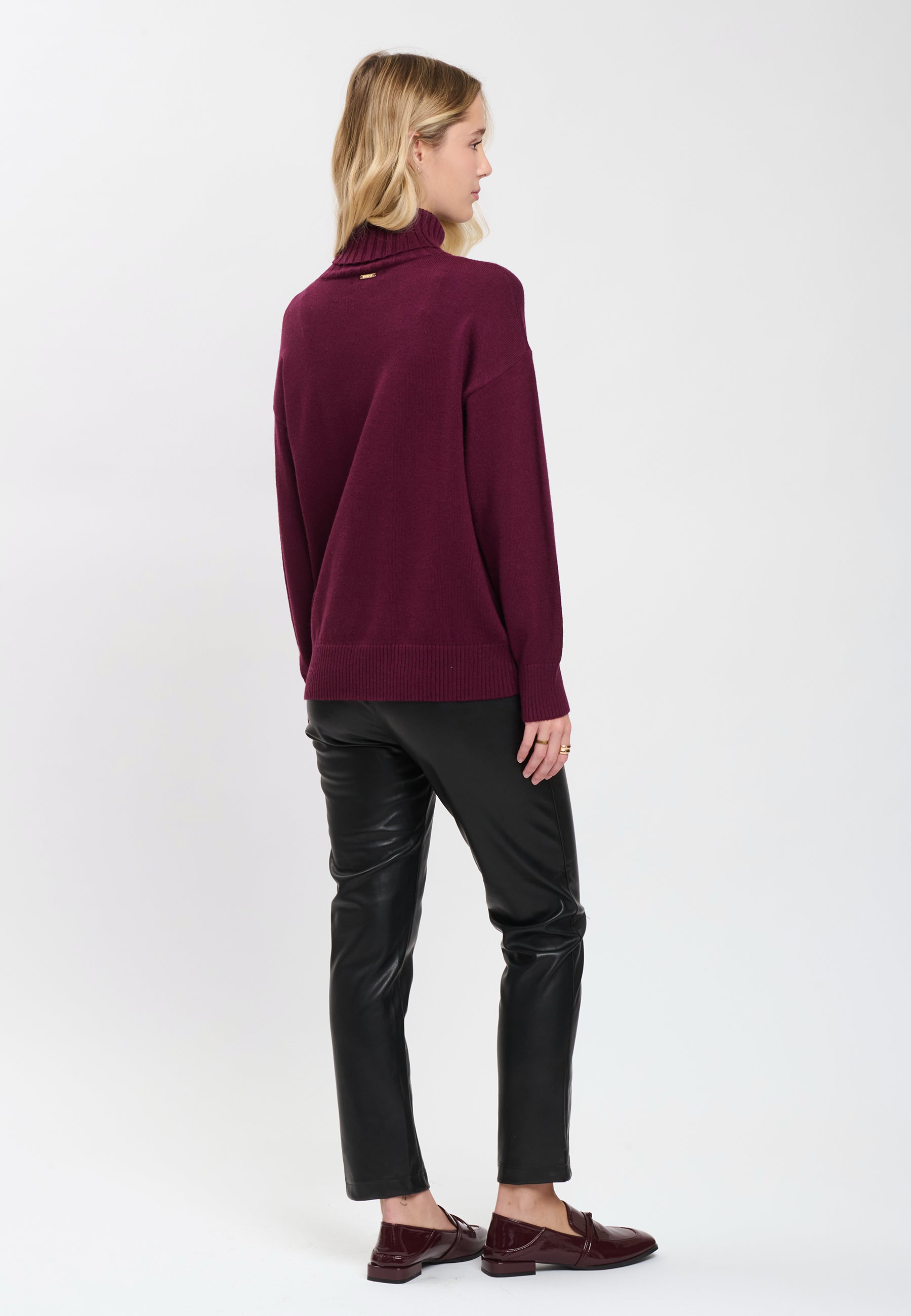 PULL Plum 04J7841