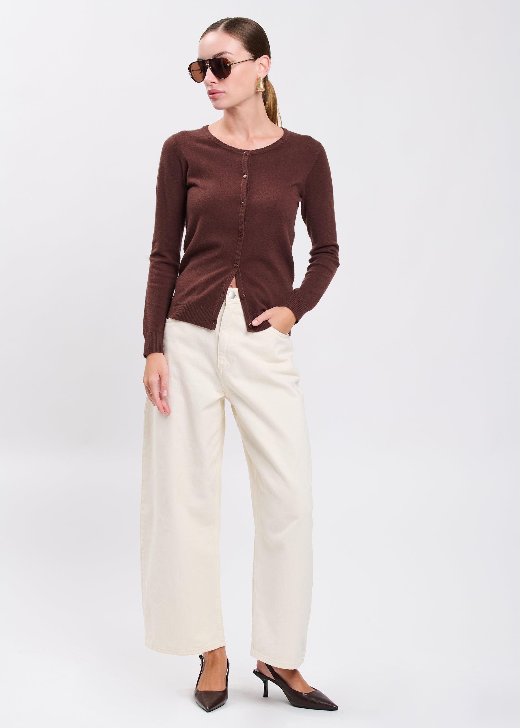 04J7855BROWN_2.jpg