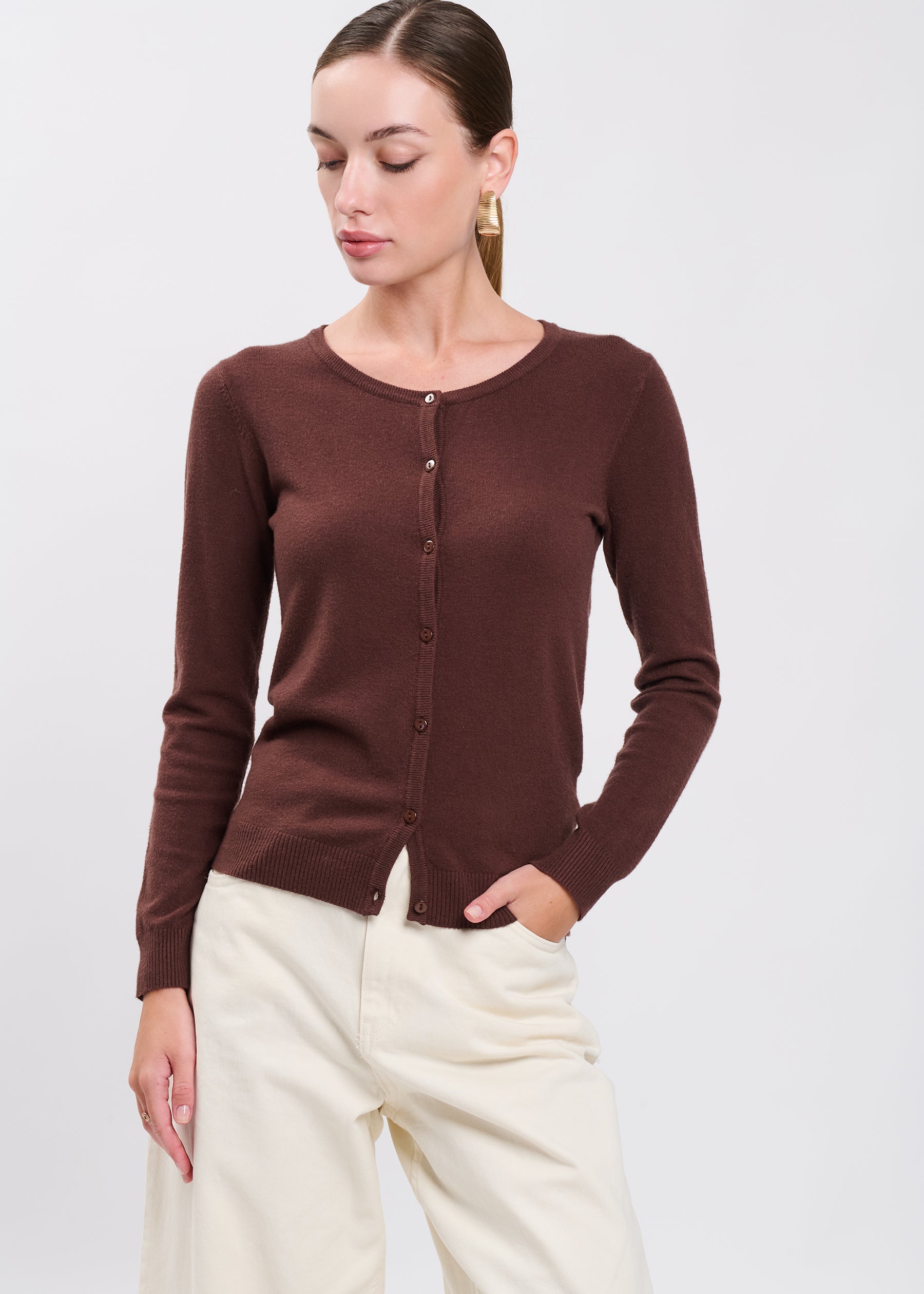 04J7855BROWN_3.jpg