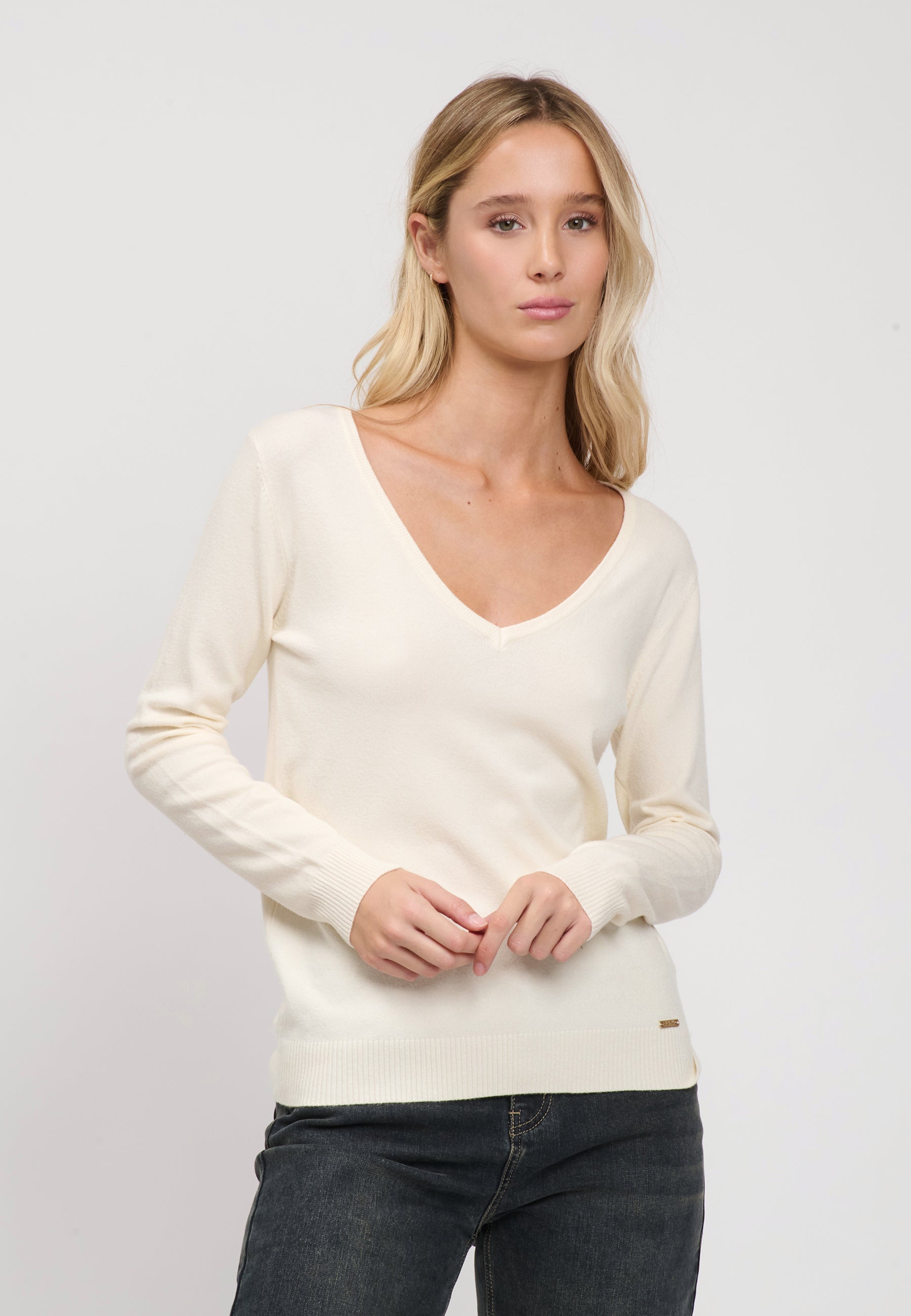 PULL Ivory 04J7856