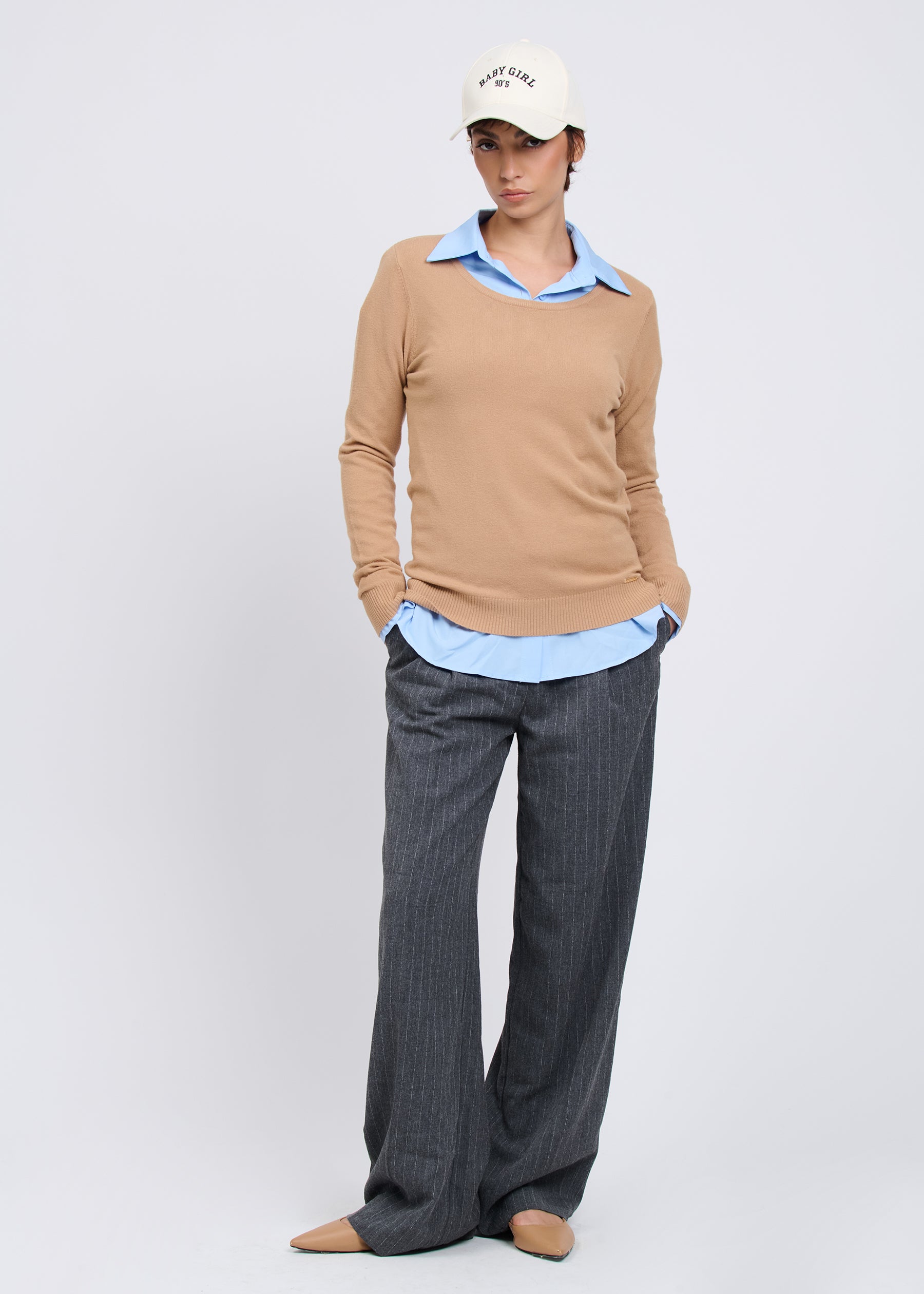 04J7857CAMEL_2.jpg