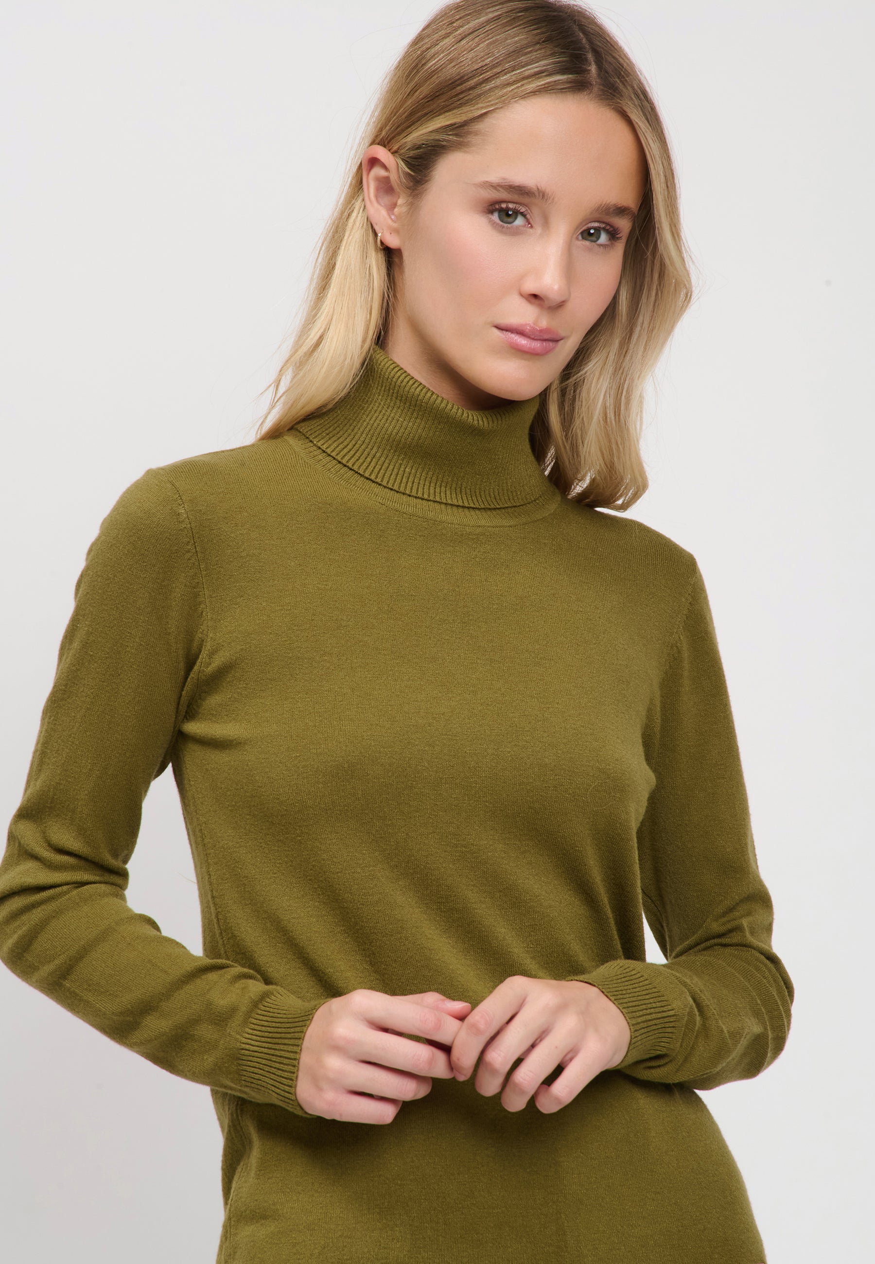 PULL Olive 04J7858