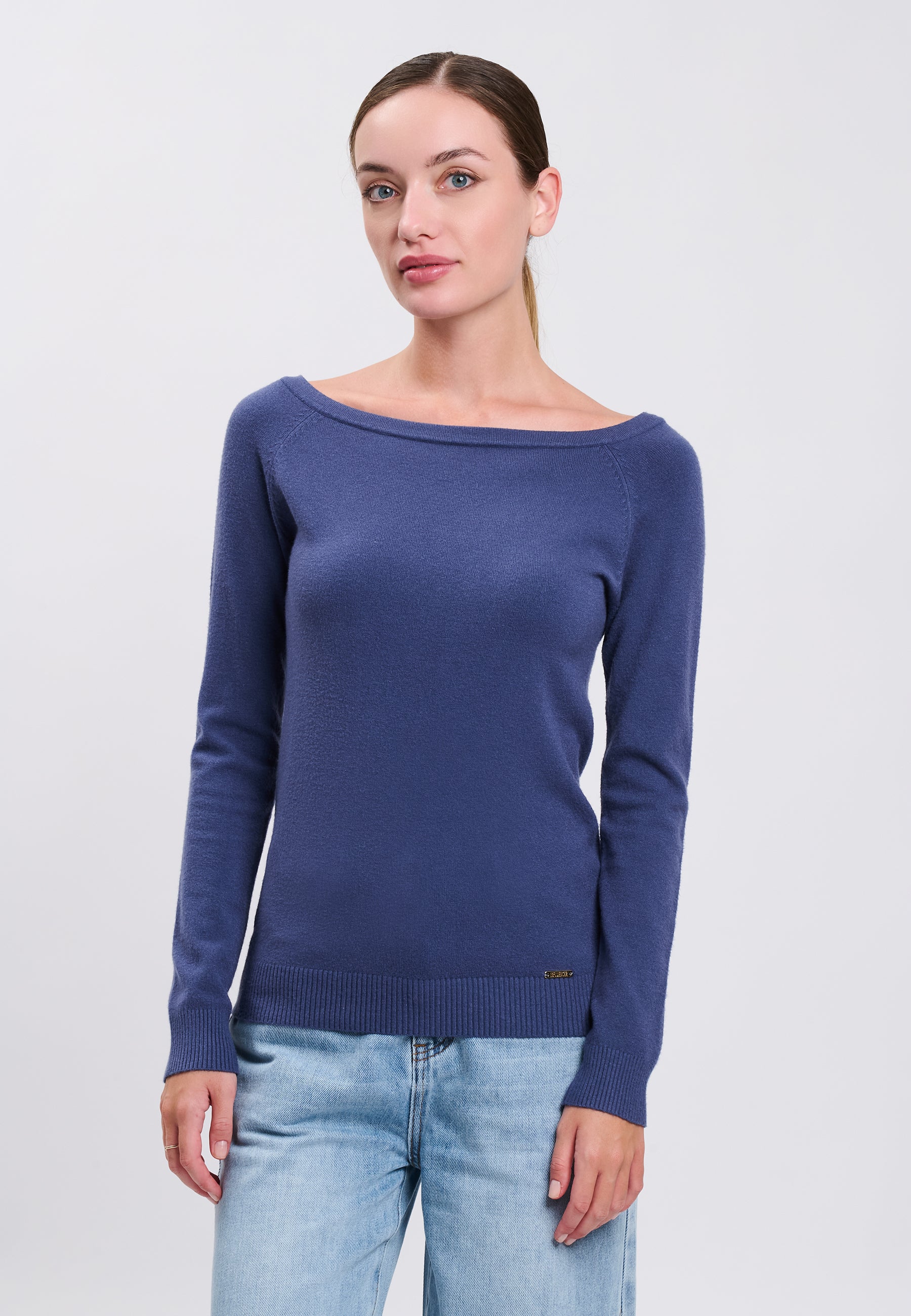 PULL 04J7859