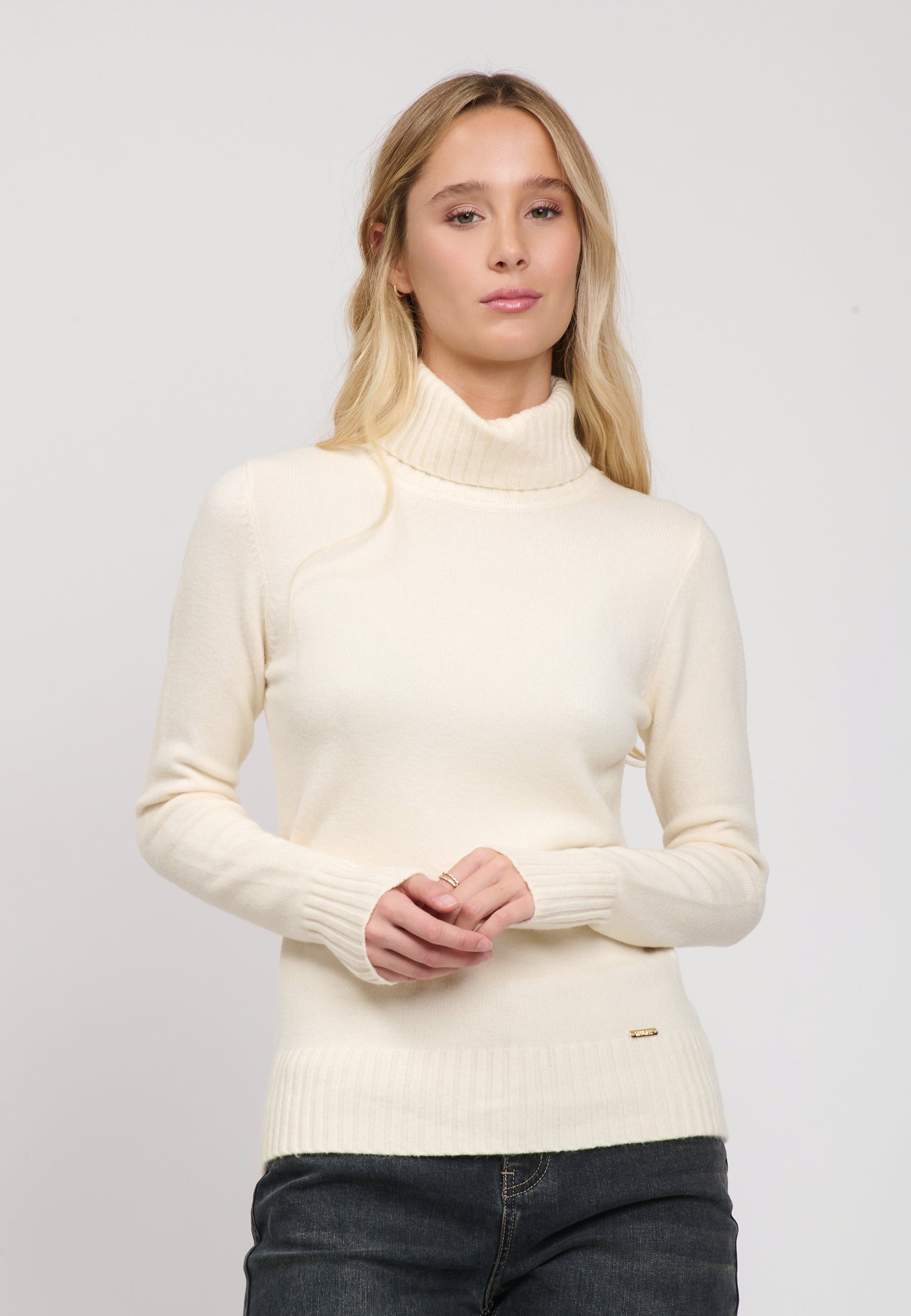 PULL Ivory 04J7863