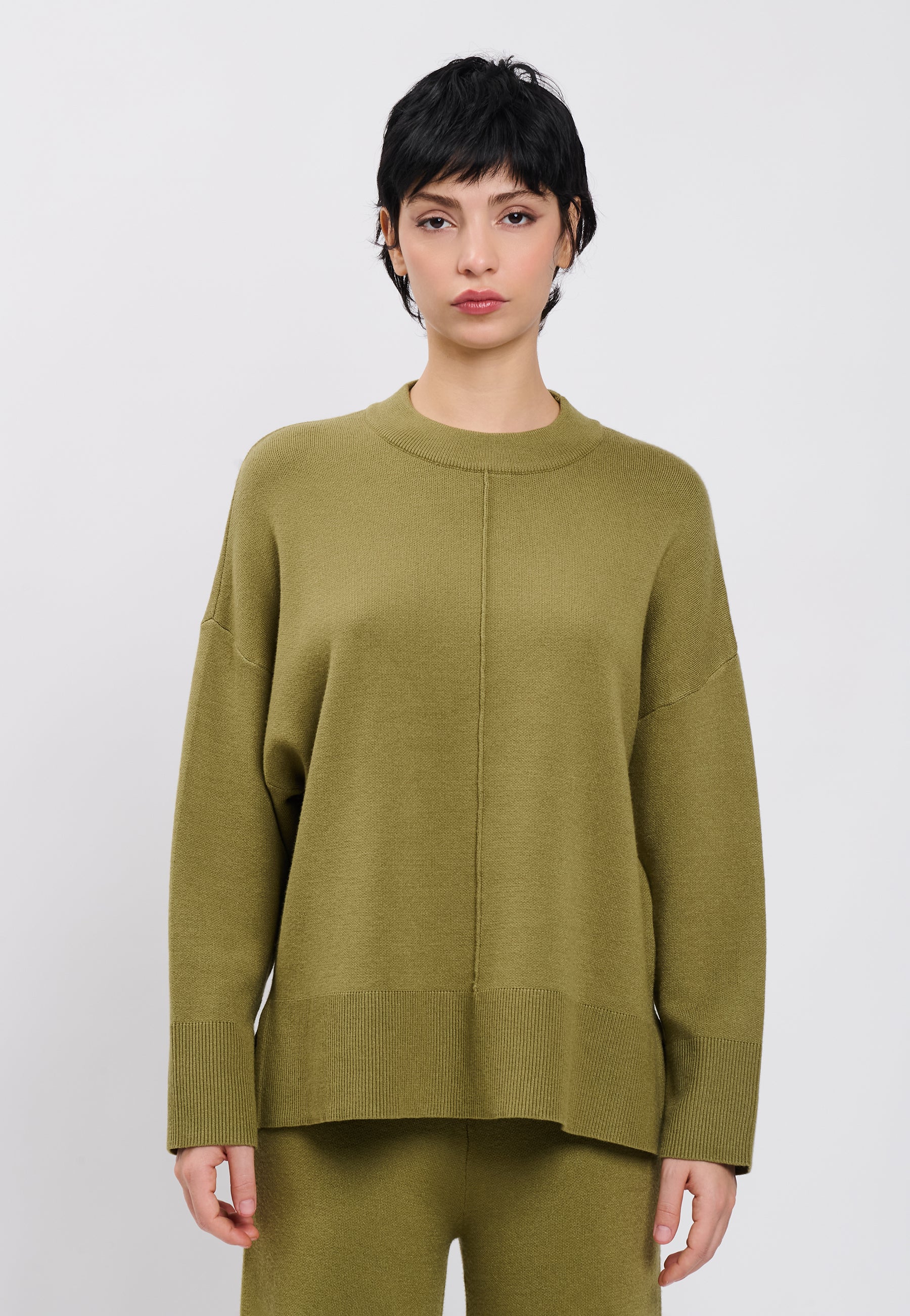 PULL Olive 04J7865