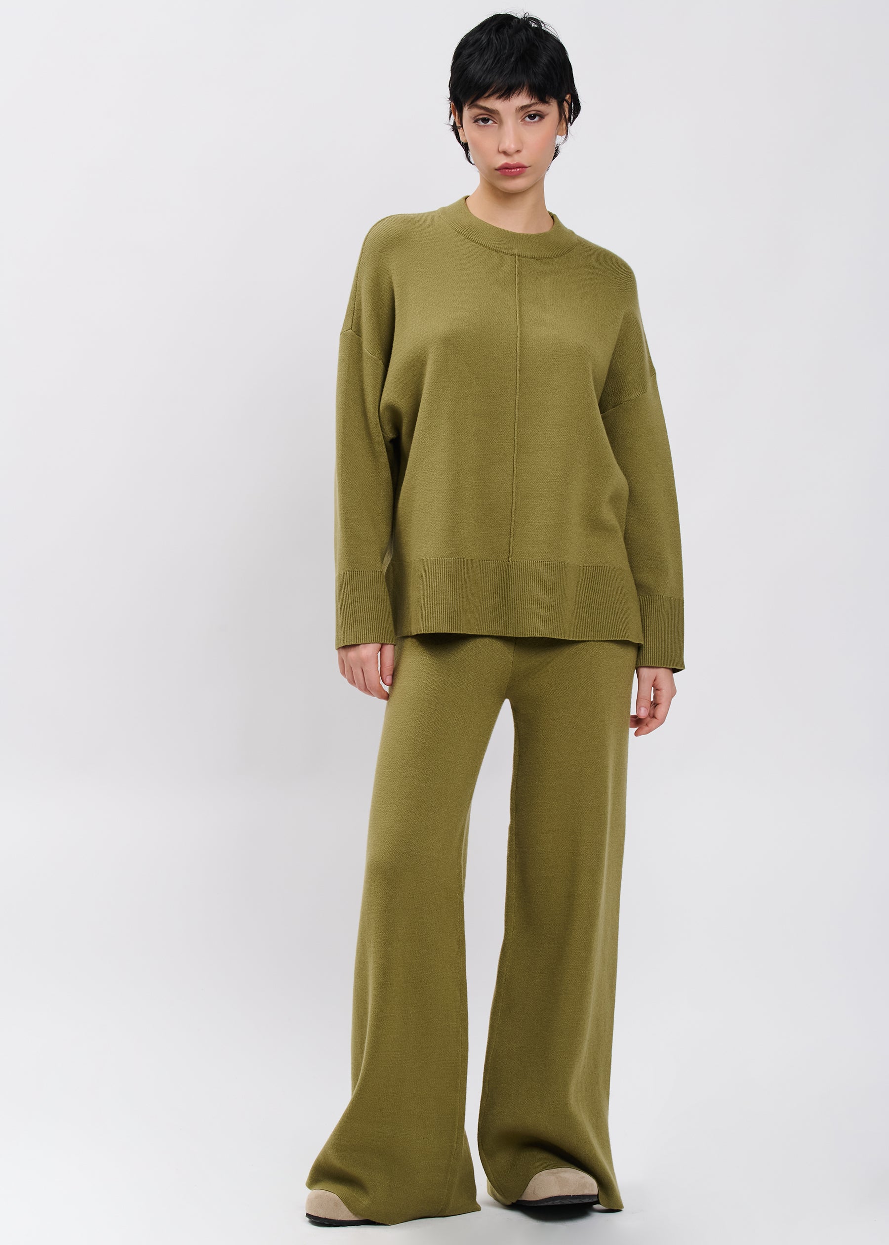 04J7866OLIVE_2.jpg